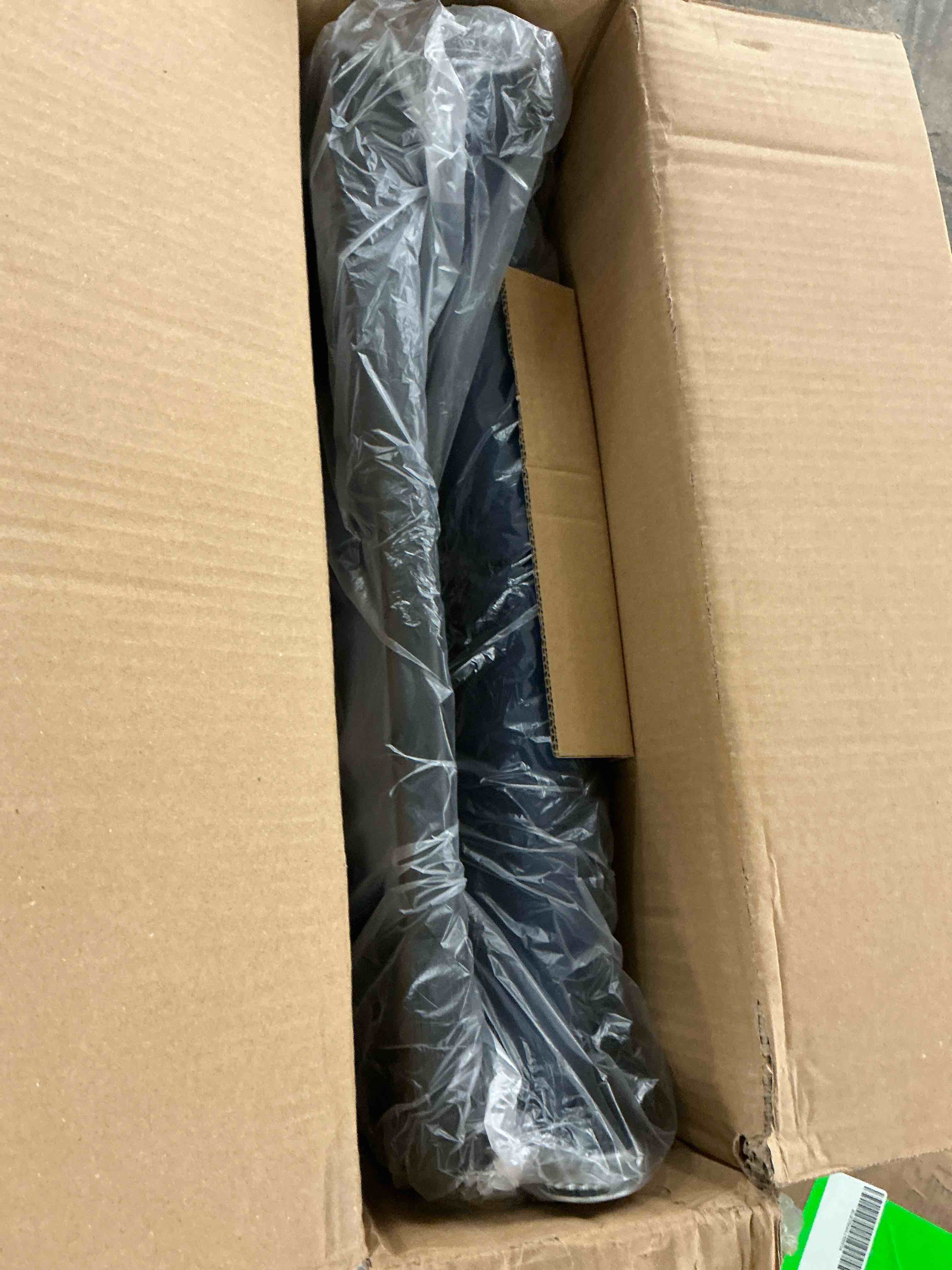 https://s3.amazonaws.com/lotting-images-prod/EmanualPiazza/PNK4207399_1779901317613.jpeg