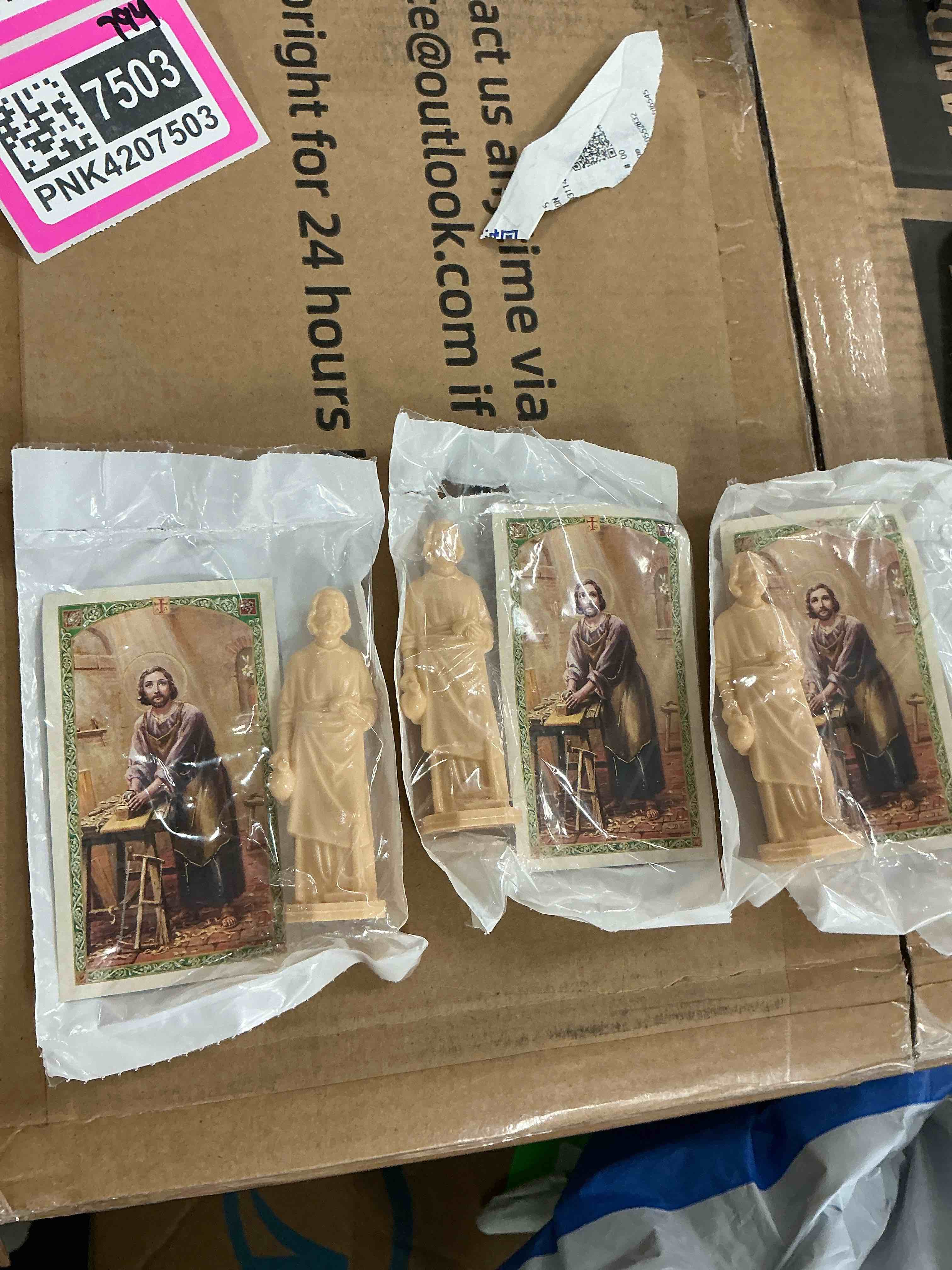 Condition photo showing New/Like New for needzo saint joseph statue home seller kit with prayer card and burial instructions  religious gifts  3.25 inch