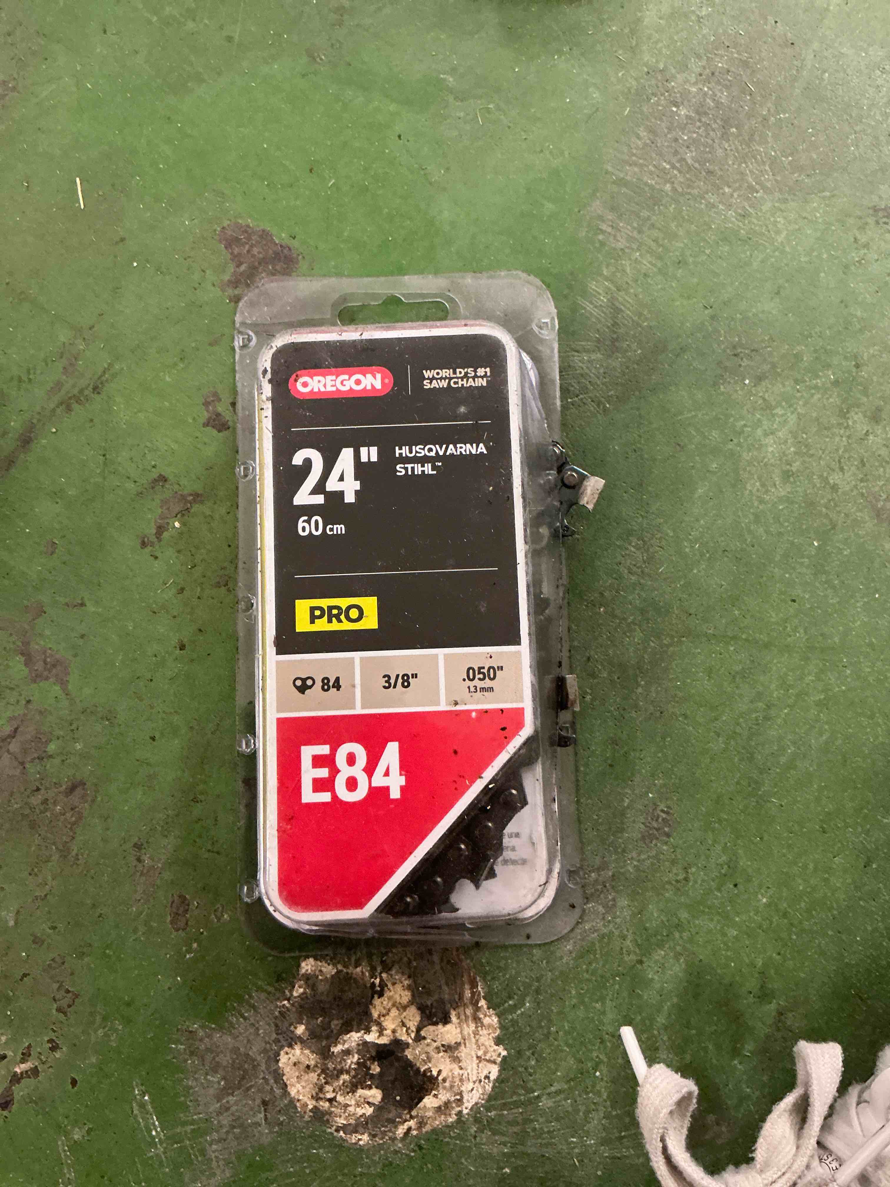 Condition photo showing Good Condition for e84 chainsaw chain for 24in. bar fits echo, husqvarna, stihl and efco models