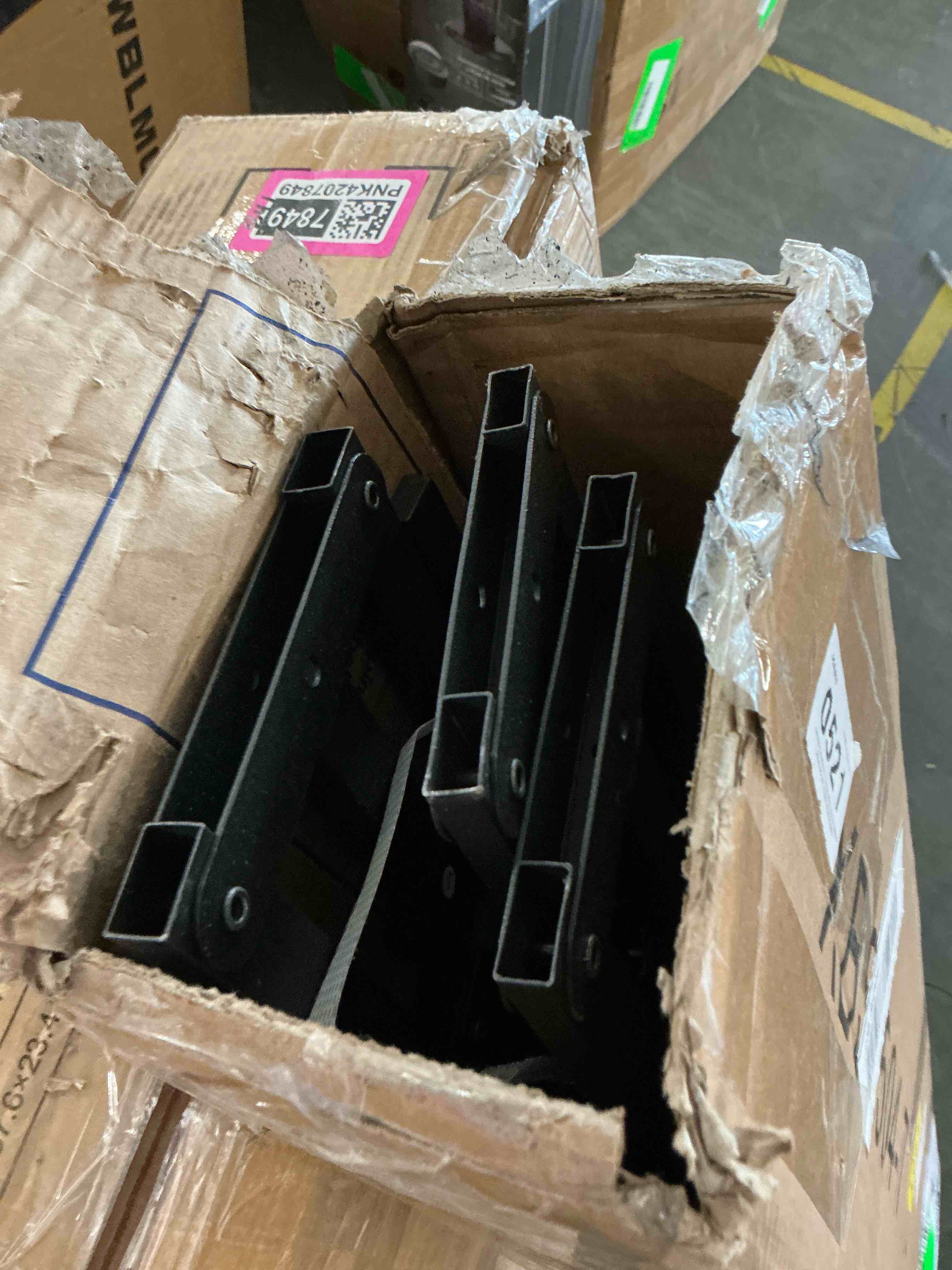 https://s3.amazonaws.com/lotting-images-prod/EmanualPiazza/PNK4207848_1780690657682.jpeg