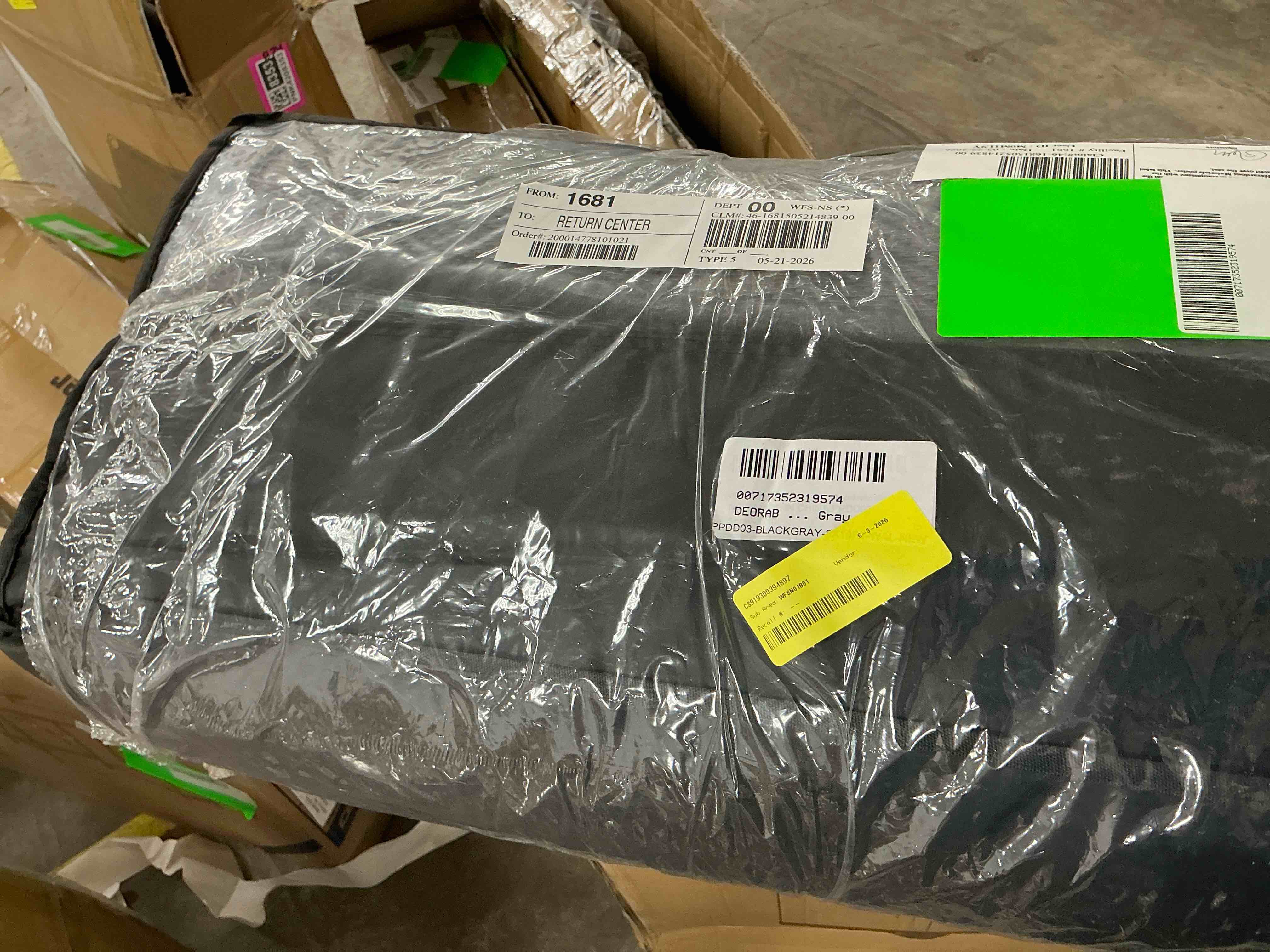 Condition photo showing Good Condition for deorab outdoor rugs waterproof plastic straw mat 8'x10' reversible for rv patio deck beach black & gray