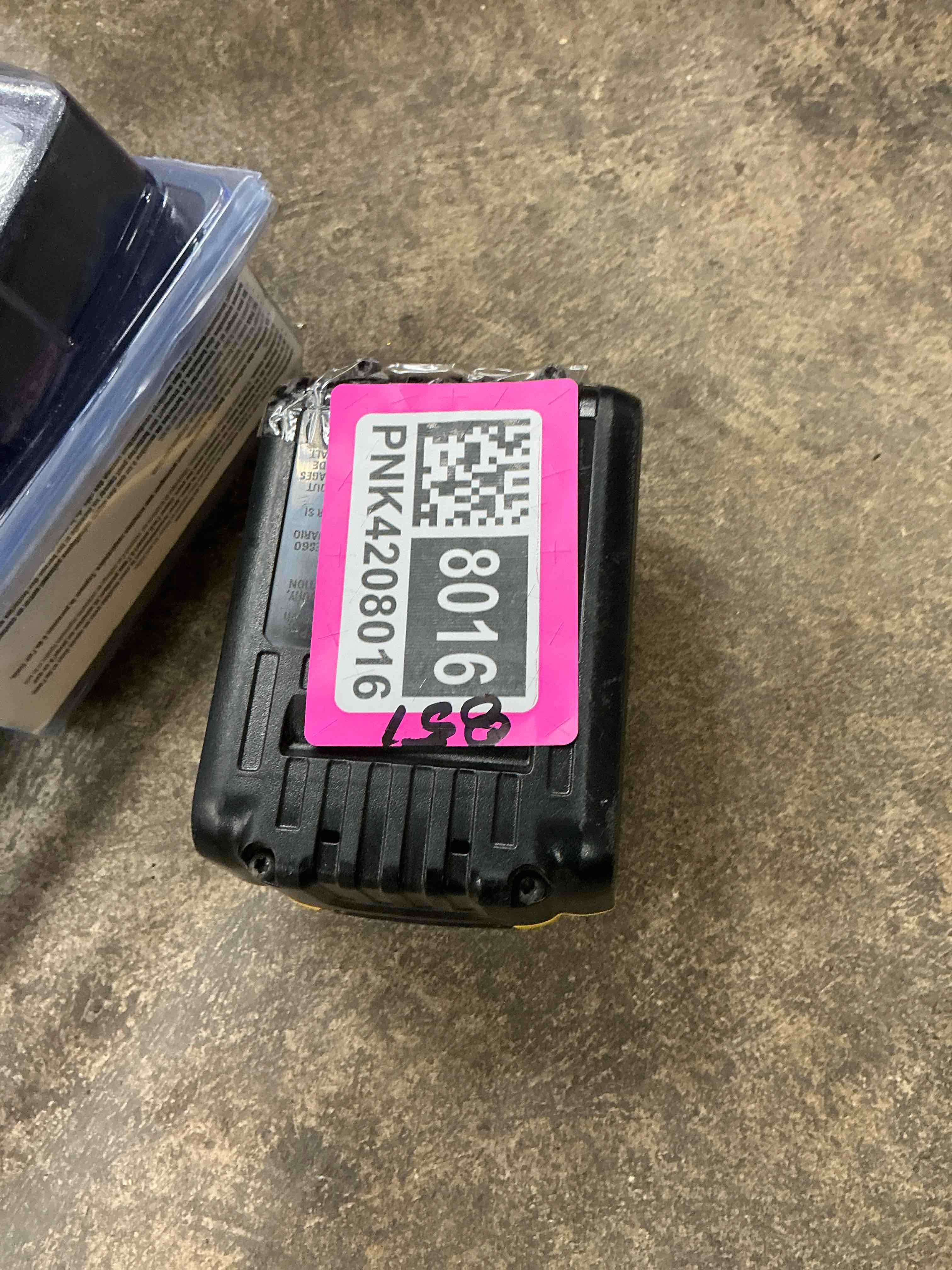 Condition photo showing Good Condition for dewalt 20 -volt 1 -pack lithium-ion ( 5.0 ah battery )
