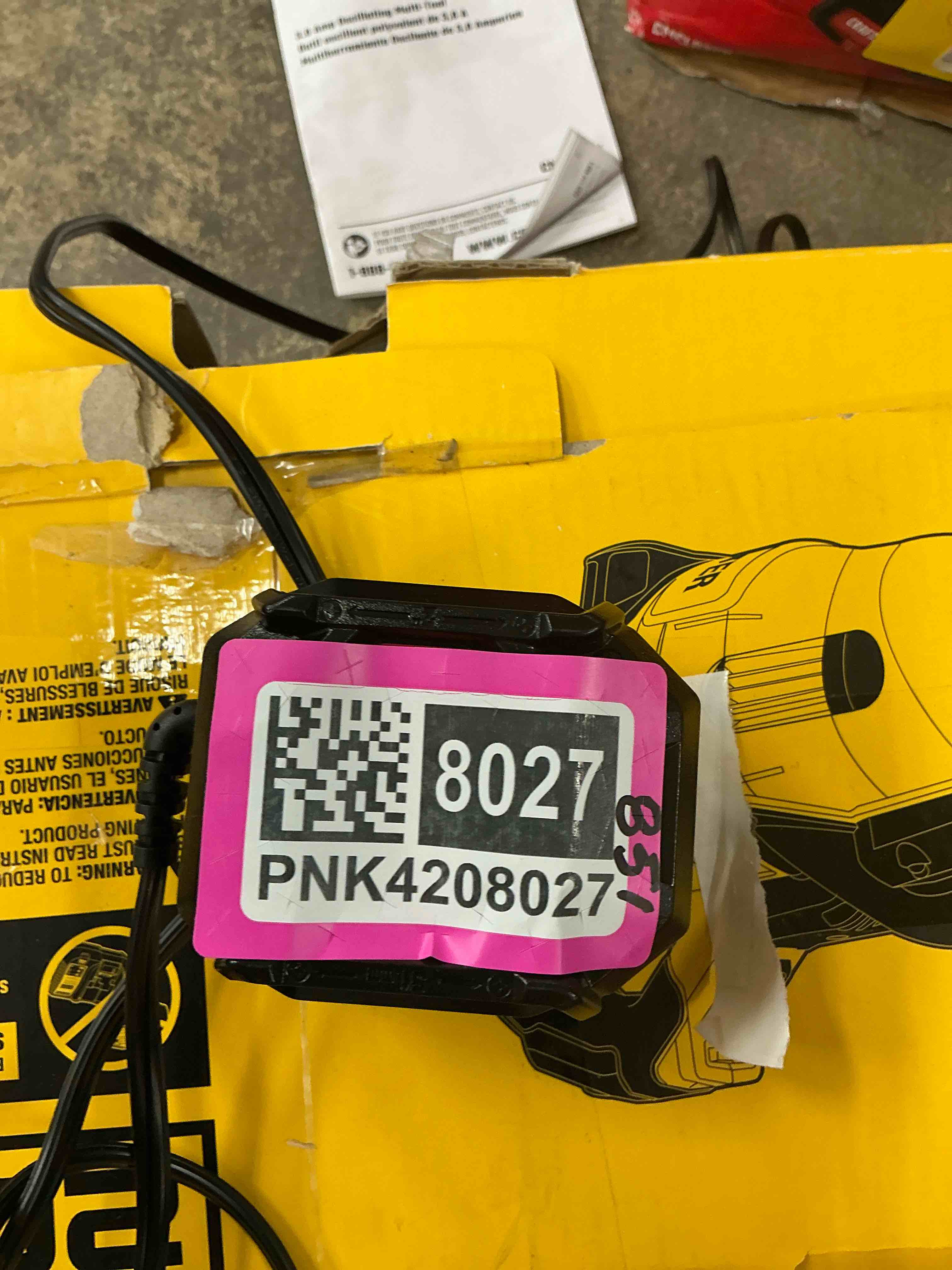 Condition photo showing Good Condition for craftsman cmcb101 v20 oem 20v max 20 volt lithium-ion battery charger