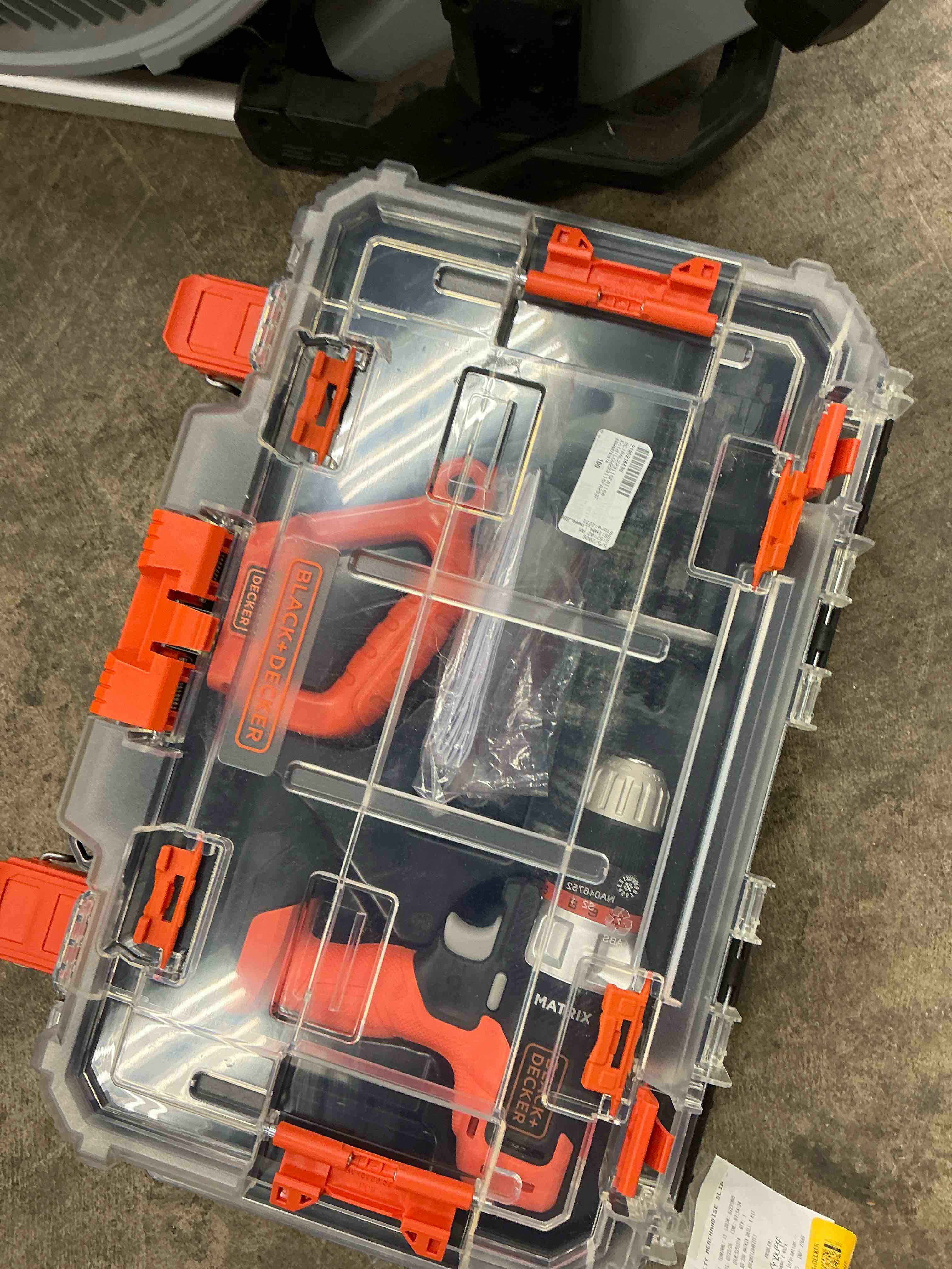 Condition photo showing Good Condition for black+decker matrix 20v max* cordless 4-tool combo kit with storage (bdcdmt1204kitc1)