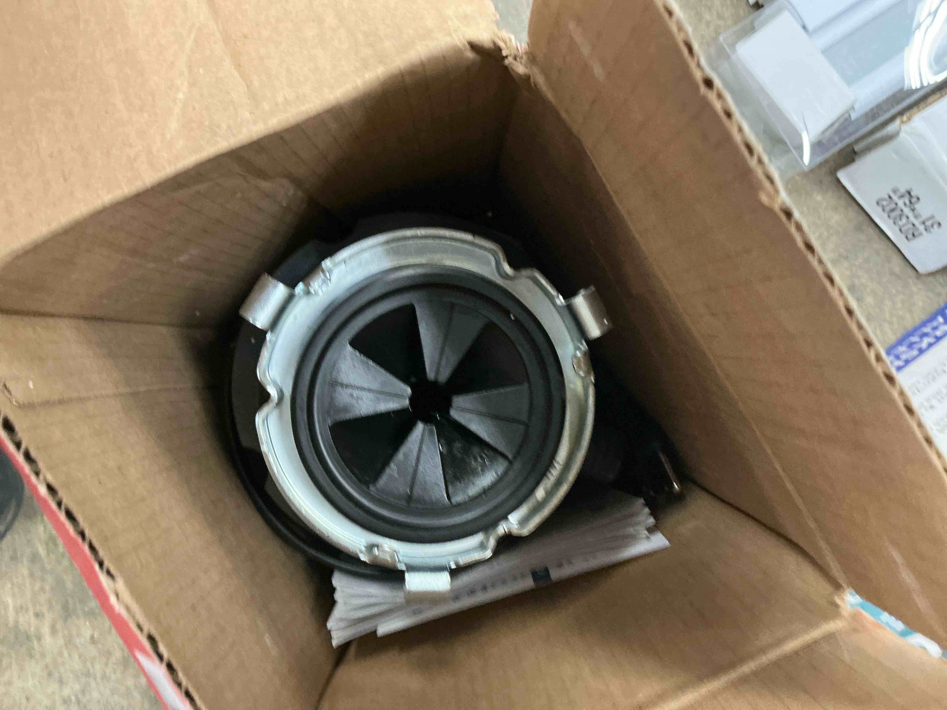 Condition photo showing Good Condition for insinkerator badger 5xl continuous feed 1/2-hp septic safe corded garbage disposal