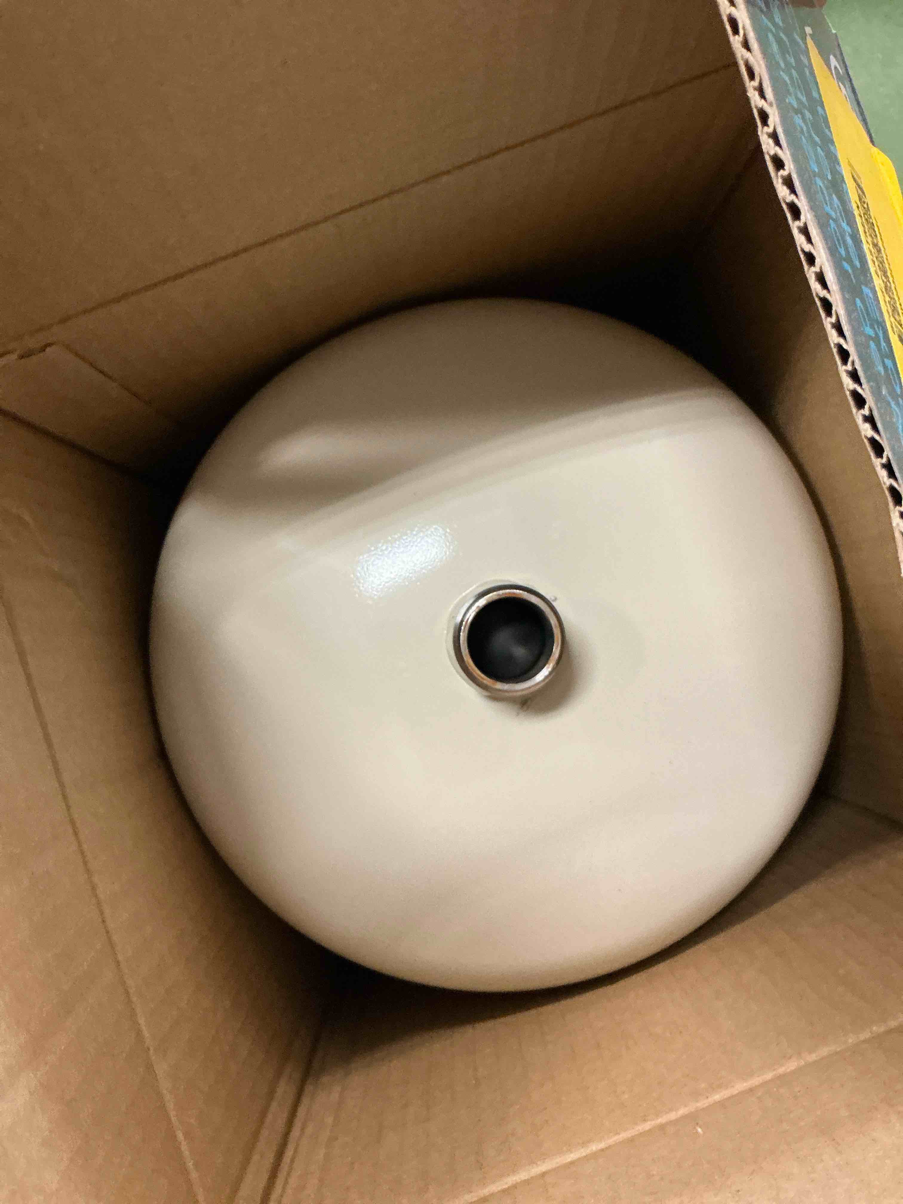 Condition photo showing Good Condition for eastman 60022 water heater expansion tank  2 gallons