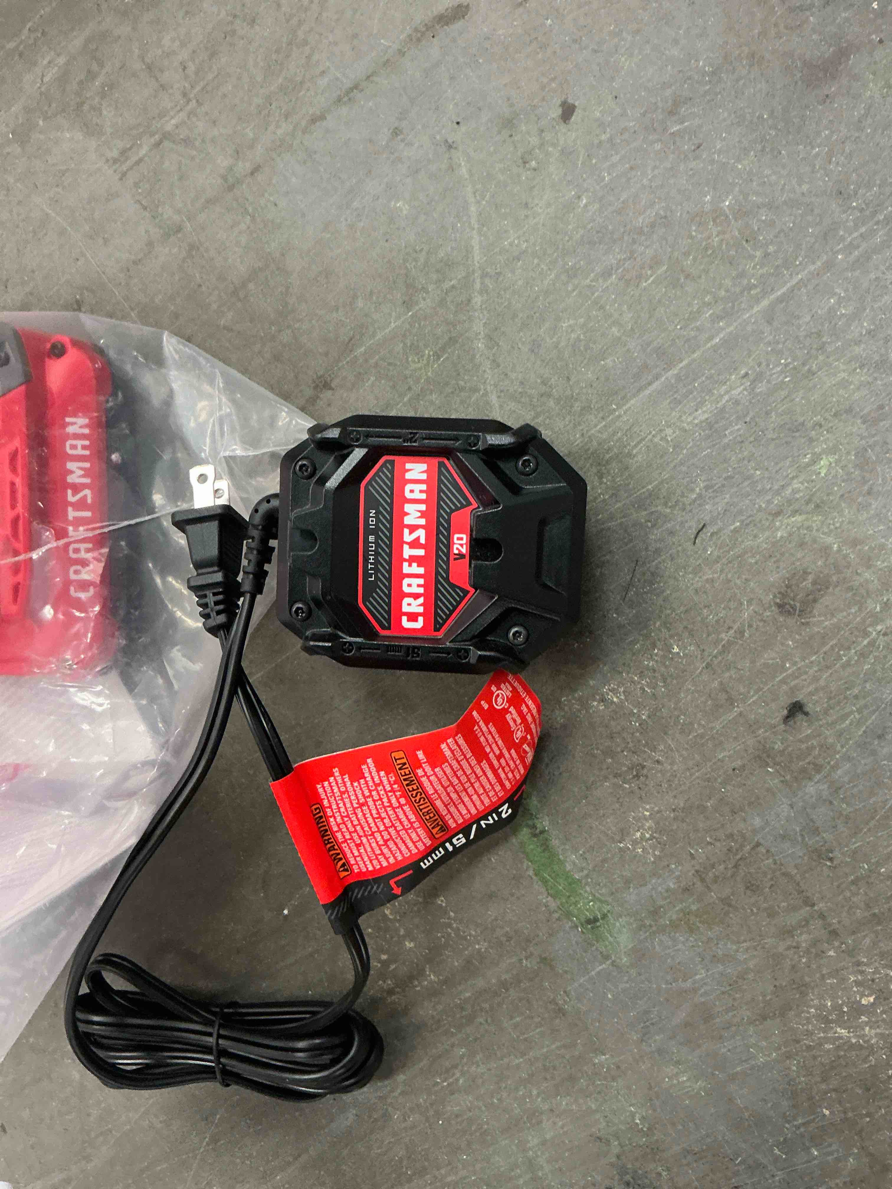 Condition photo showing Good Condition for craftsman cmcb101 charger