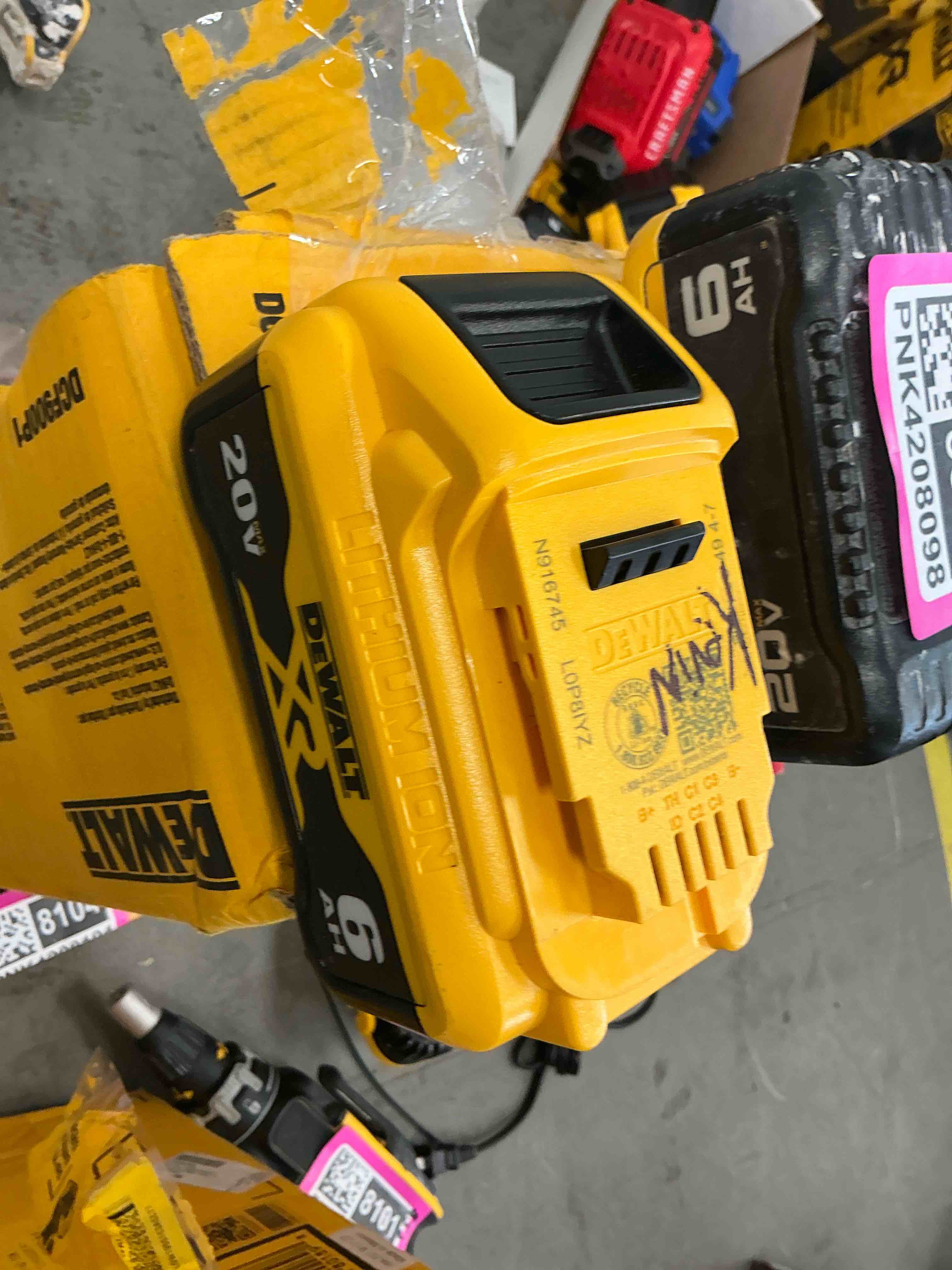 Condition photo showing Good Condition for dewalt 20v max xr battery 6 ah lithium ion