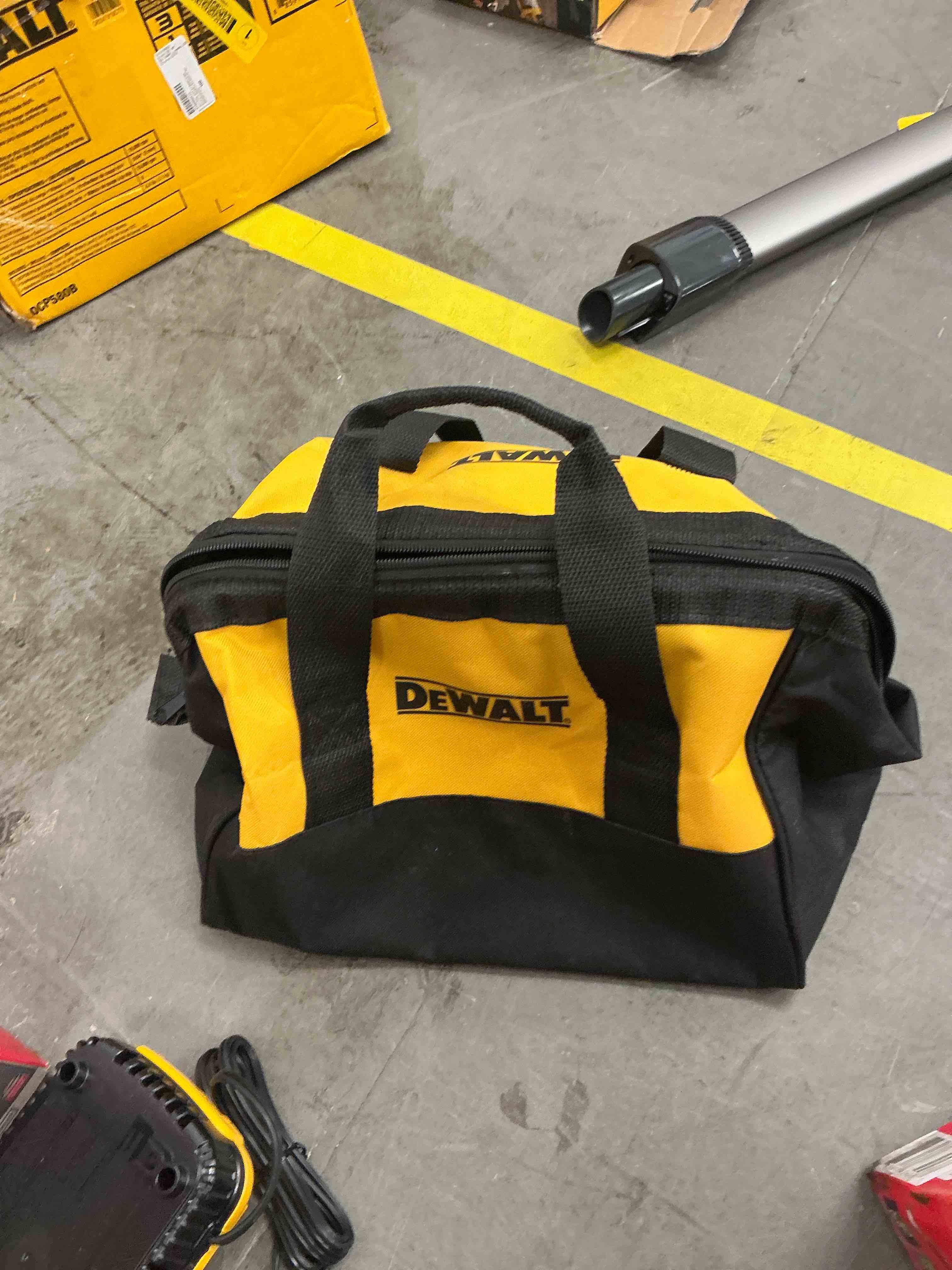 Condition photo showing Good Condition for dewalt bag15dewalt 15" tool bag nylon with zipper closure (single pack)