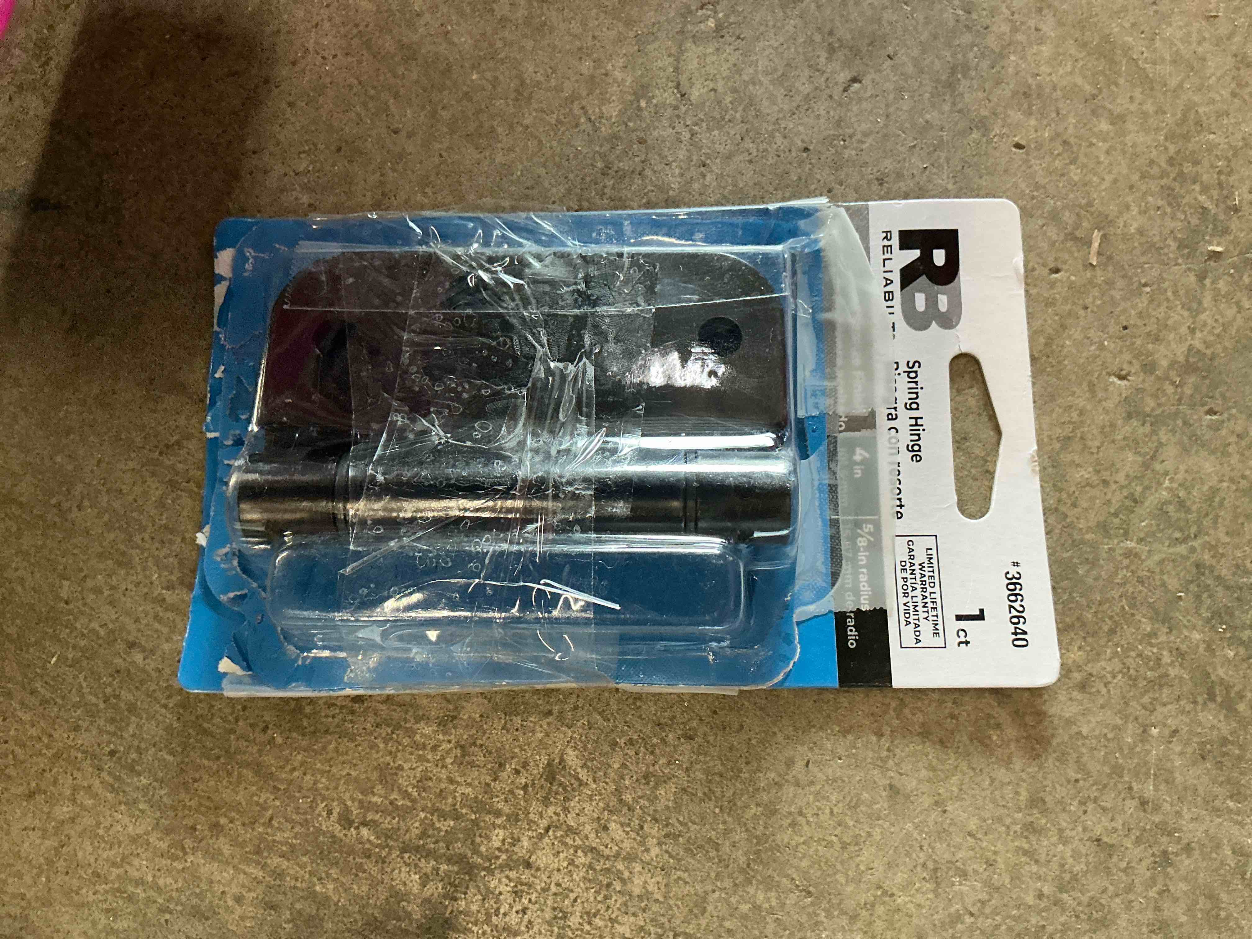 Condition photo showing Good Condition for reliabilt 4-in h x 5/8-in radius oil-rubbed bronze spring interior door hinge