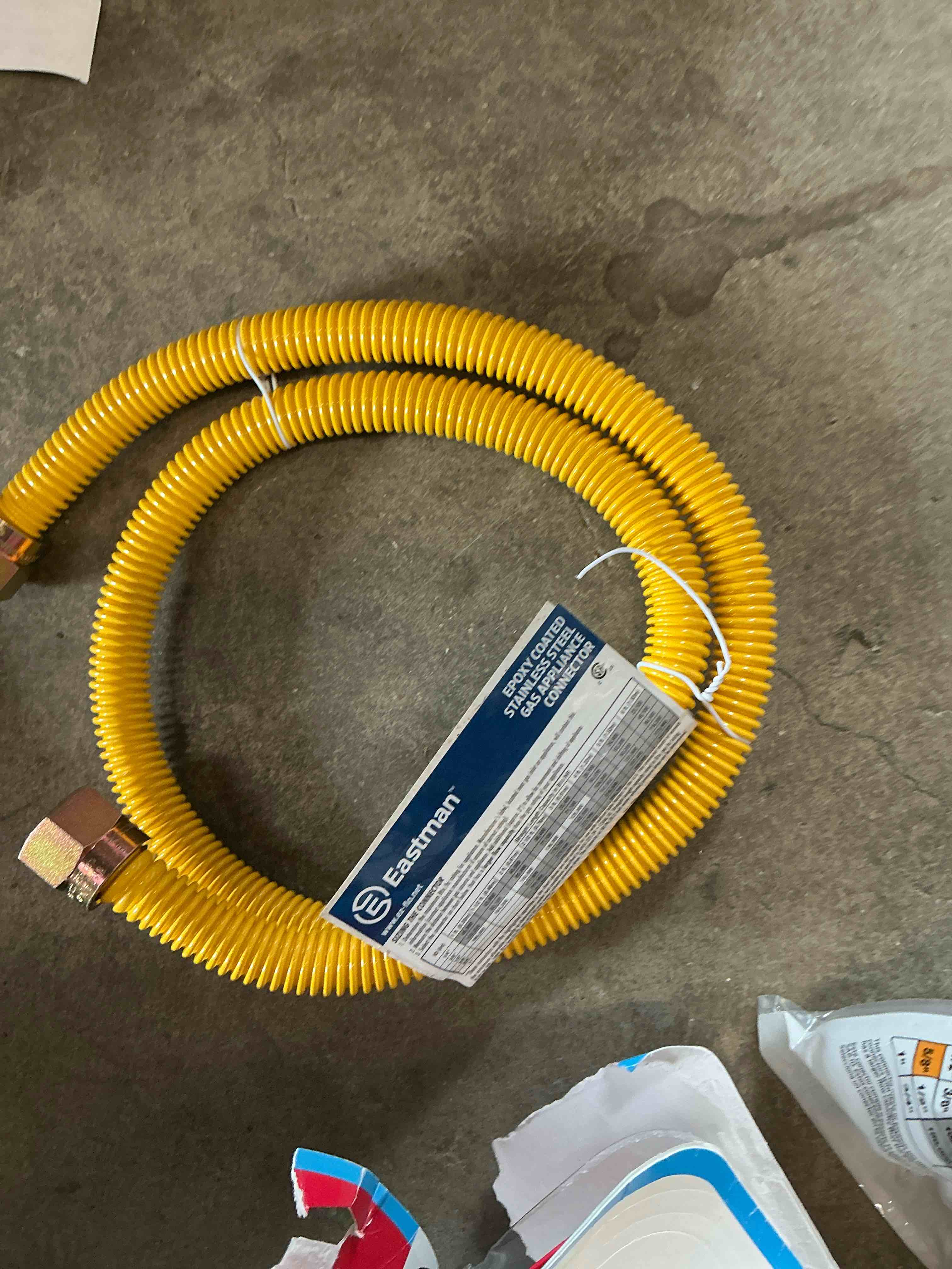 Condition photo showing Good Condition for eastman 48-in 3/4 -in mip inlet x 3/4 -in mip outlet corrugated stainless steel gas appliance