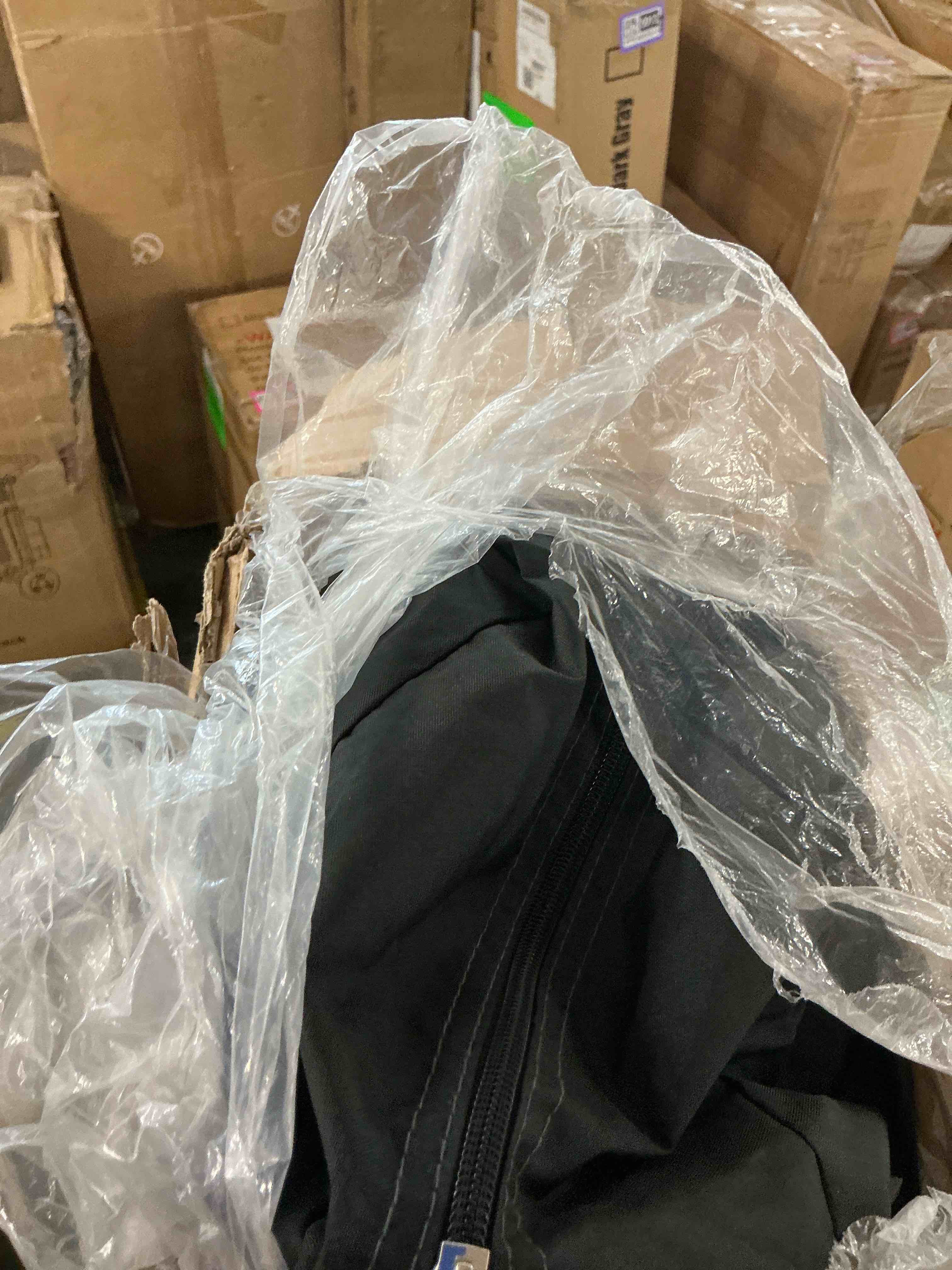 https://s3.amazonaws.com/lotting-images-prod/EmanualPiazza/PNK4208175_1781112230069.jpeg