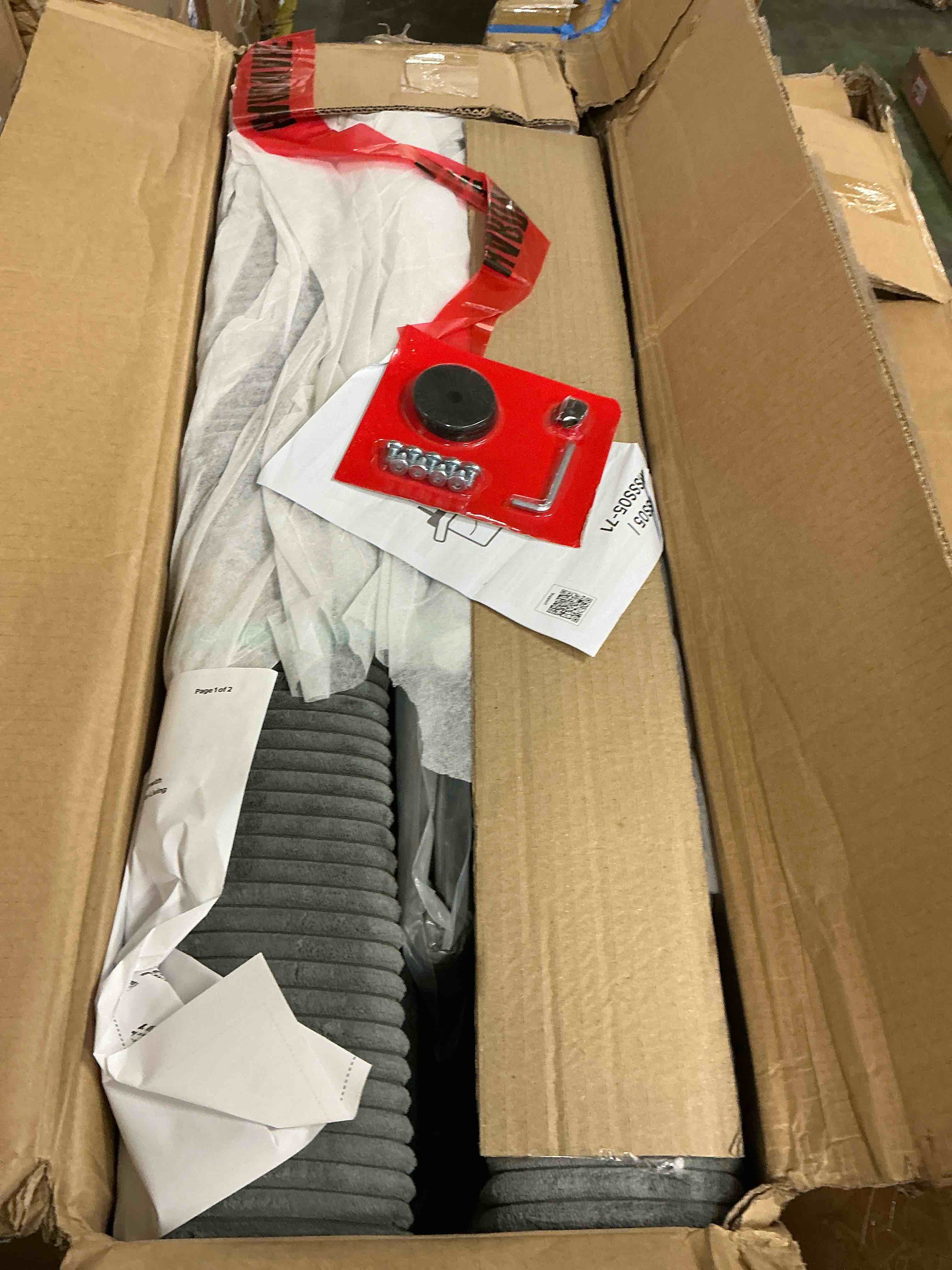 https://s3.amazonaws.com/lotting-images-prod/EmanualPiazza/PNK4208251_1781190848396.jpeg