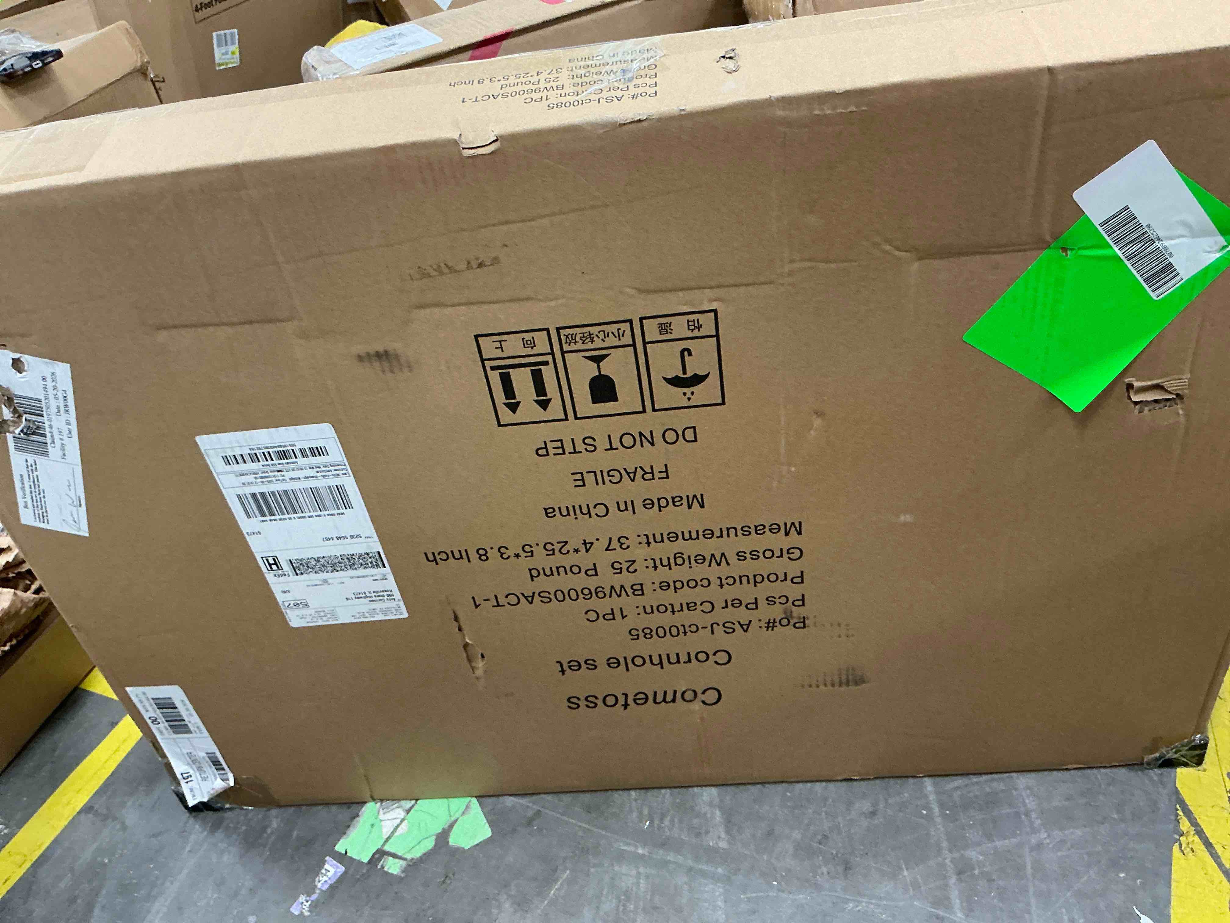 Condition photo showing New/Like New for cometoss classic cornhole set 3 x2 outdoor games- includes 2 mdf wood boards 35.4x23.6 inch 8 12 ounce corn hole bean bag cornhole set. (america flag)