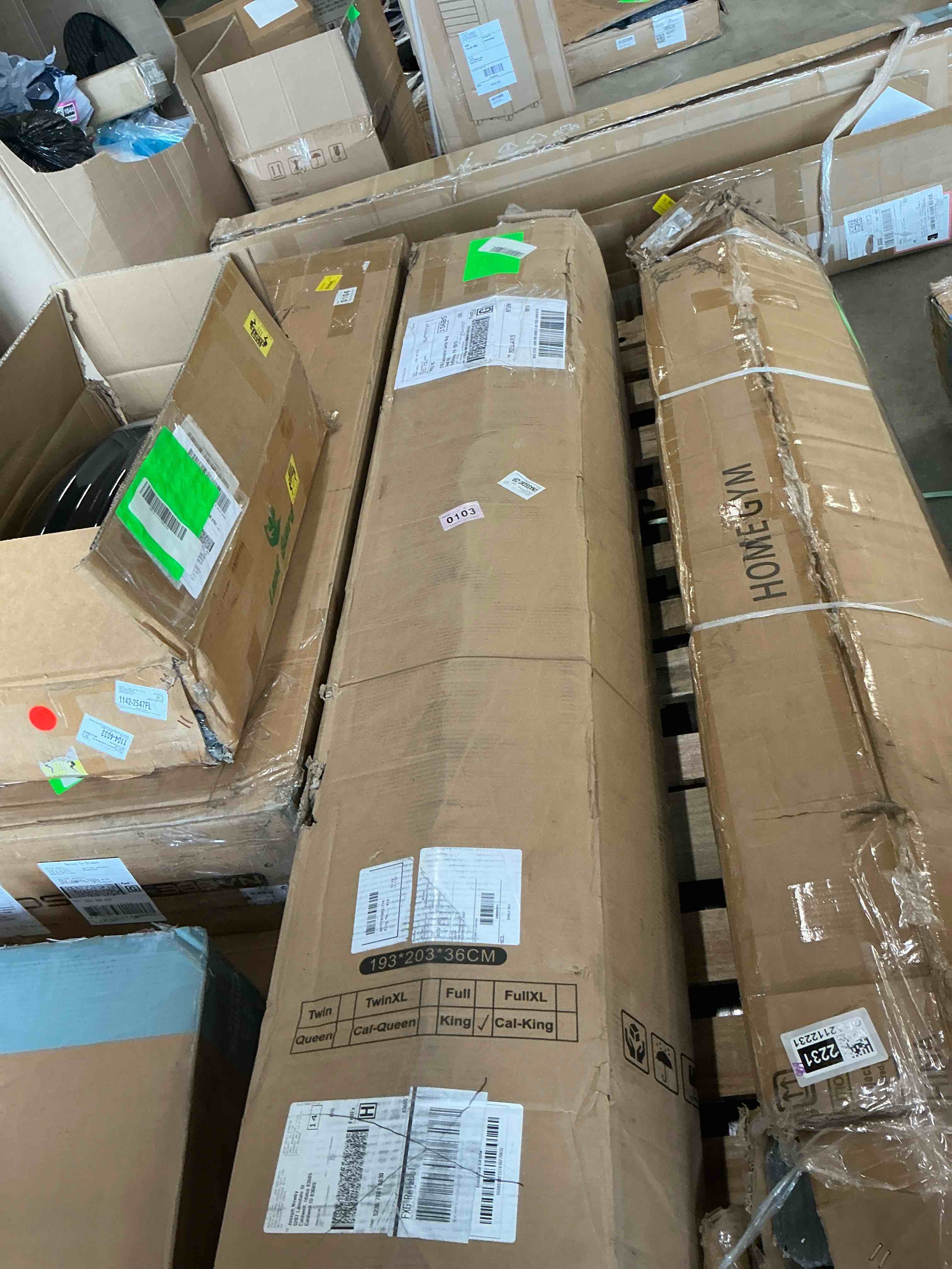 Condition photo showing New/Like New for nisien 10" certipur-us certified memory foam pocket spring mattress,hybrid innerspring mattress,king mattress in a box