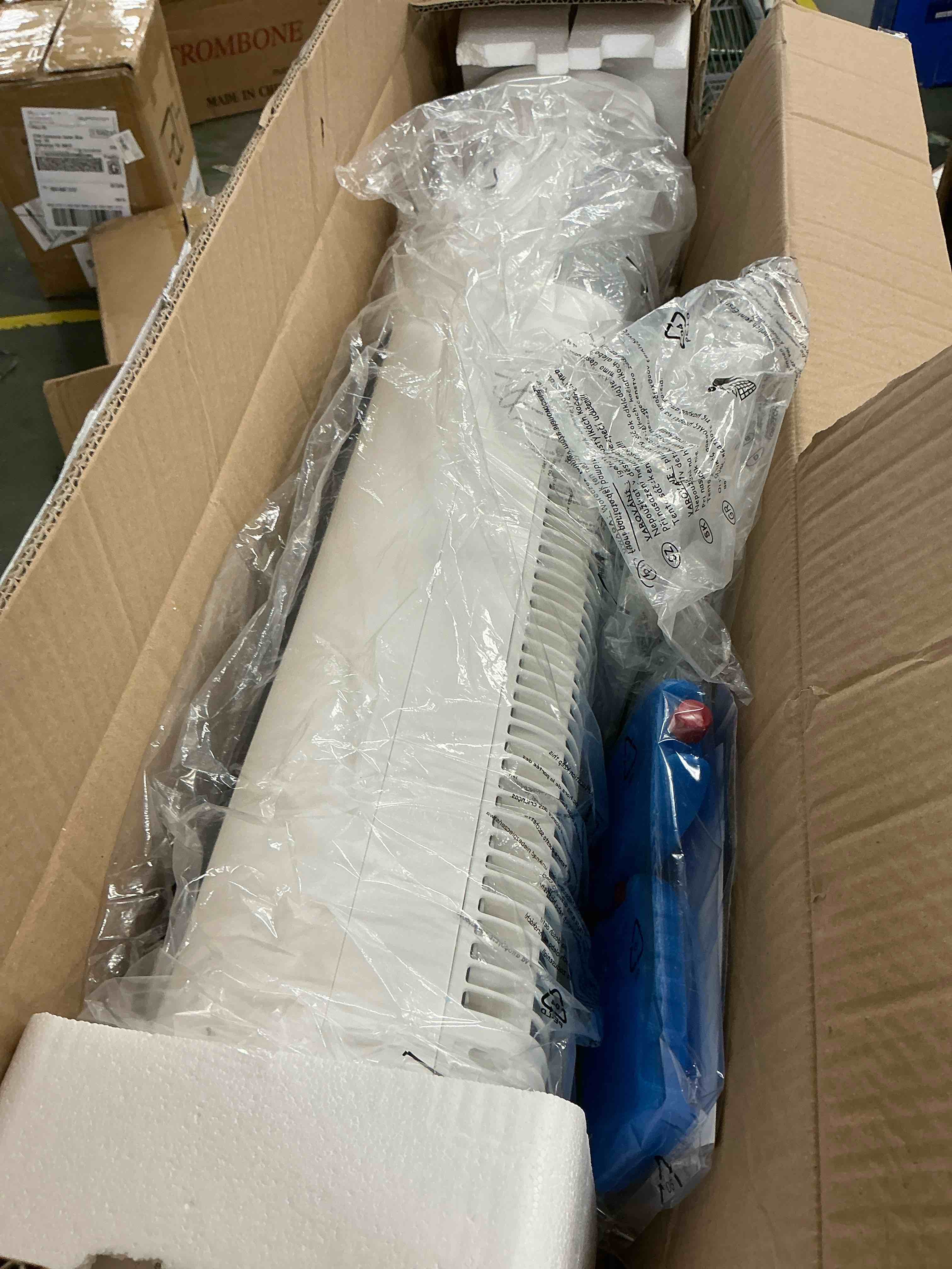 Condition photo showing Good Condition for 40  evaporative air cooler with remote  portable air conditioner with 3 modes  quiet swamp coolers 70° oscillation equipped aroma box  white