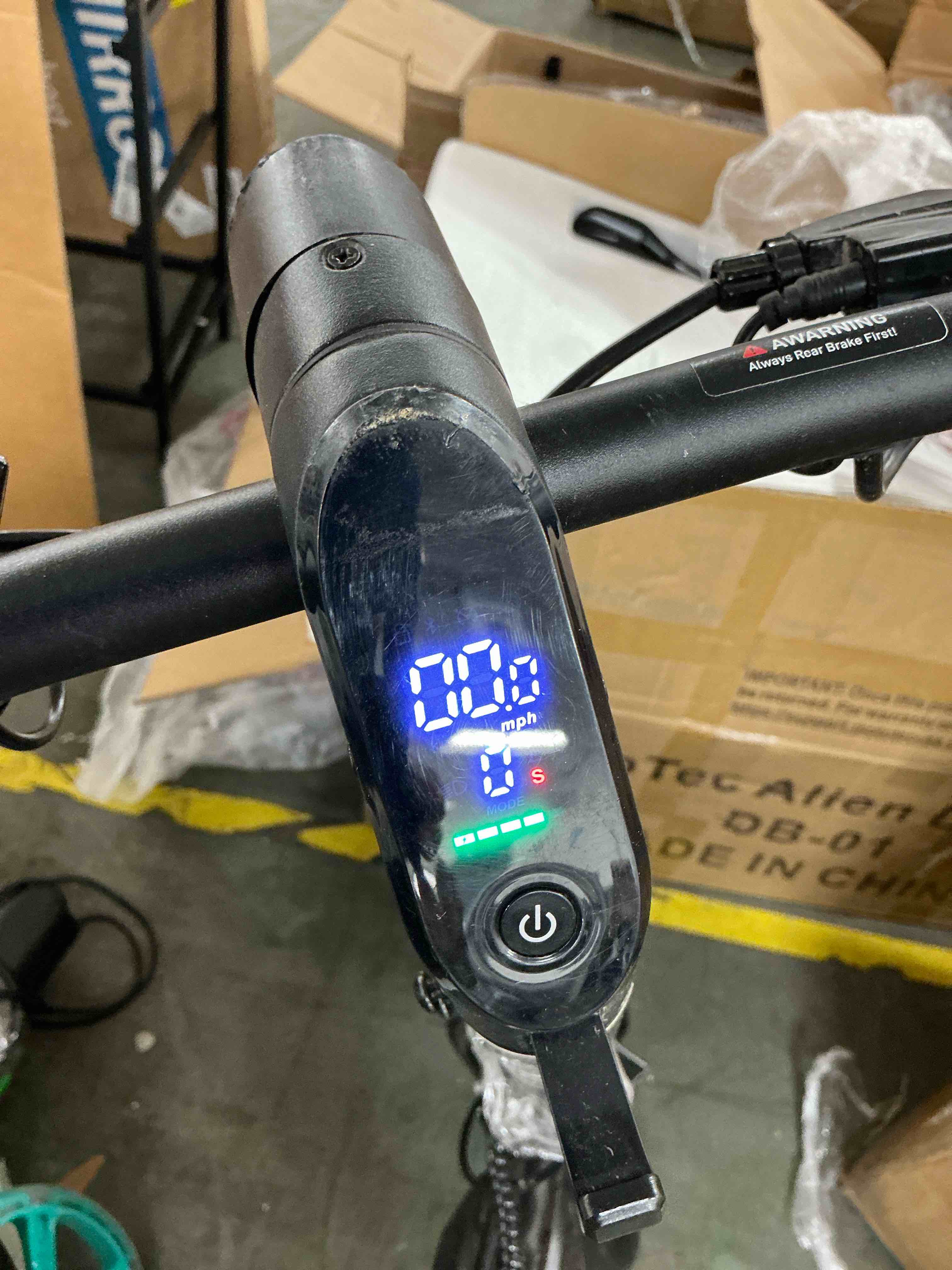 Condition photo showing Good Condition for dyu d3f electric bike peak 500w 36v, 14" mini ebike for city commuter, folding electric bicycle for adult, ul2849