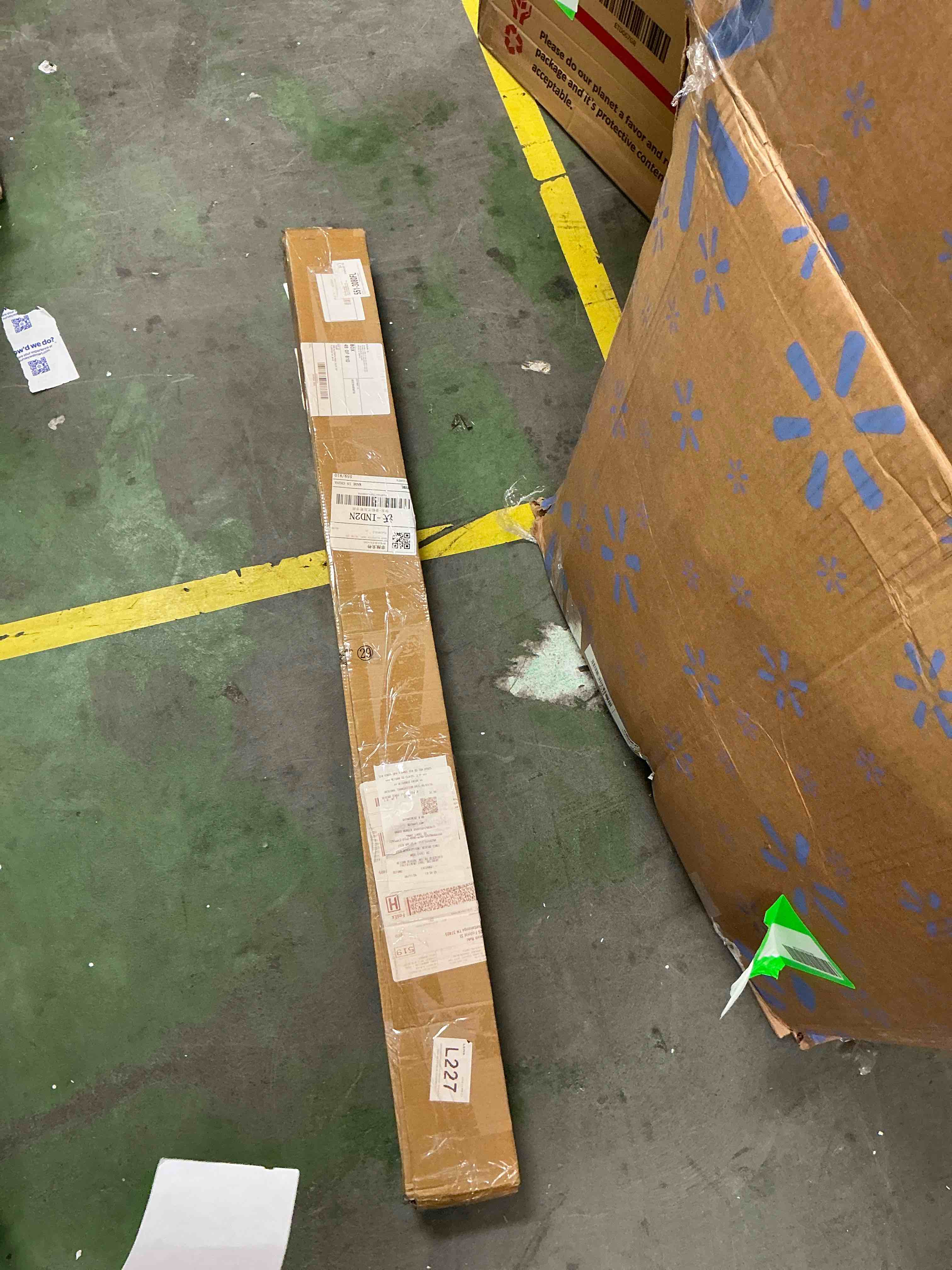 Condition photo showing New/Like New for vegcoo tension curtain rod 51-109 inches (4.25-9.08 feet), extra long outdoor tension curtain rod, adjustable shower curtain rod, no drilling required, bathroom window spring tension rod, easy to ins