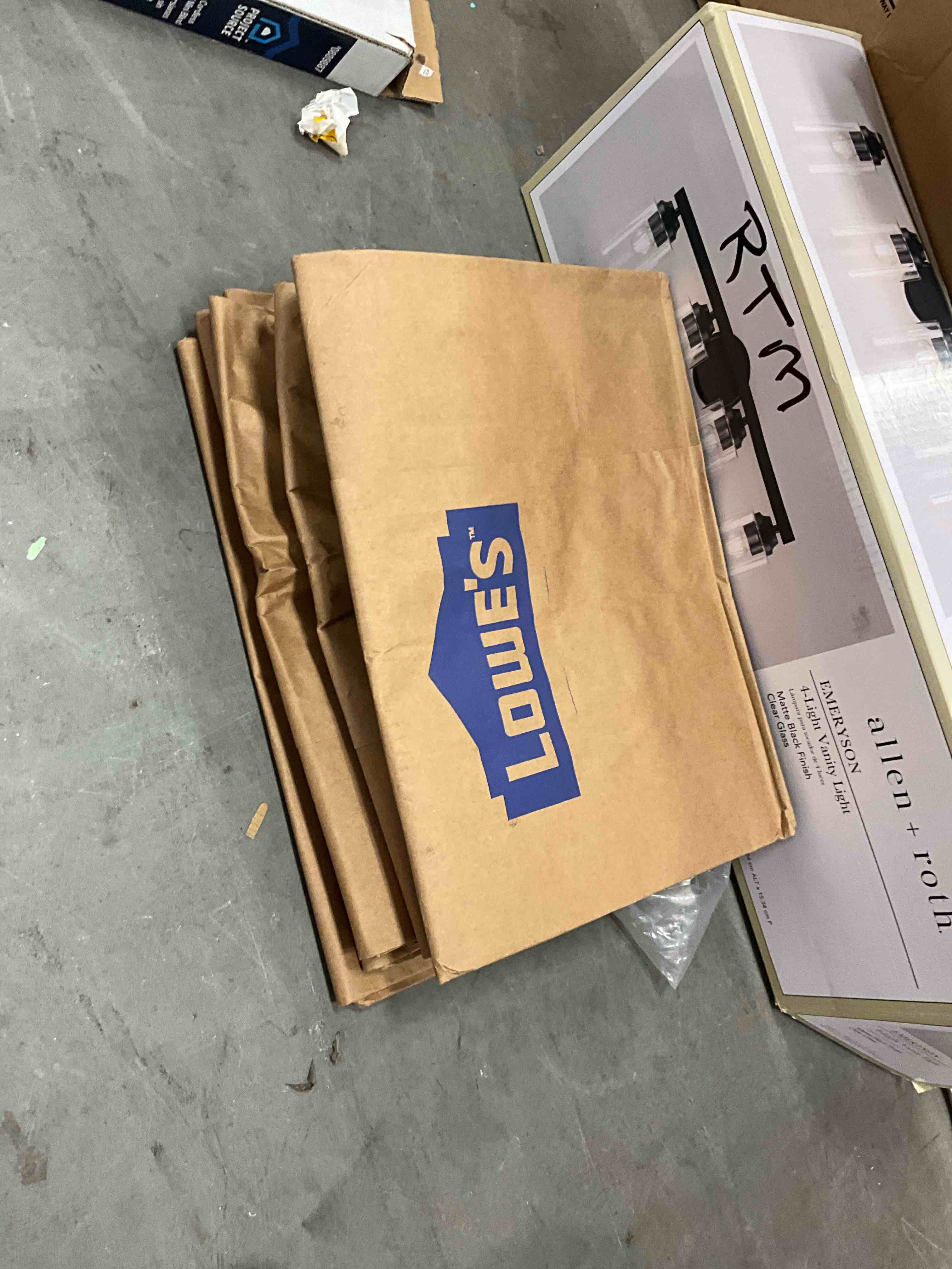 Condition photo showing Good Condition for bag to earth paper yard waste bag (6-pack) 60015