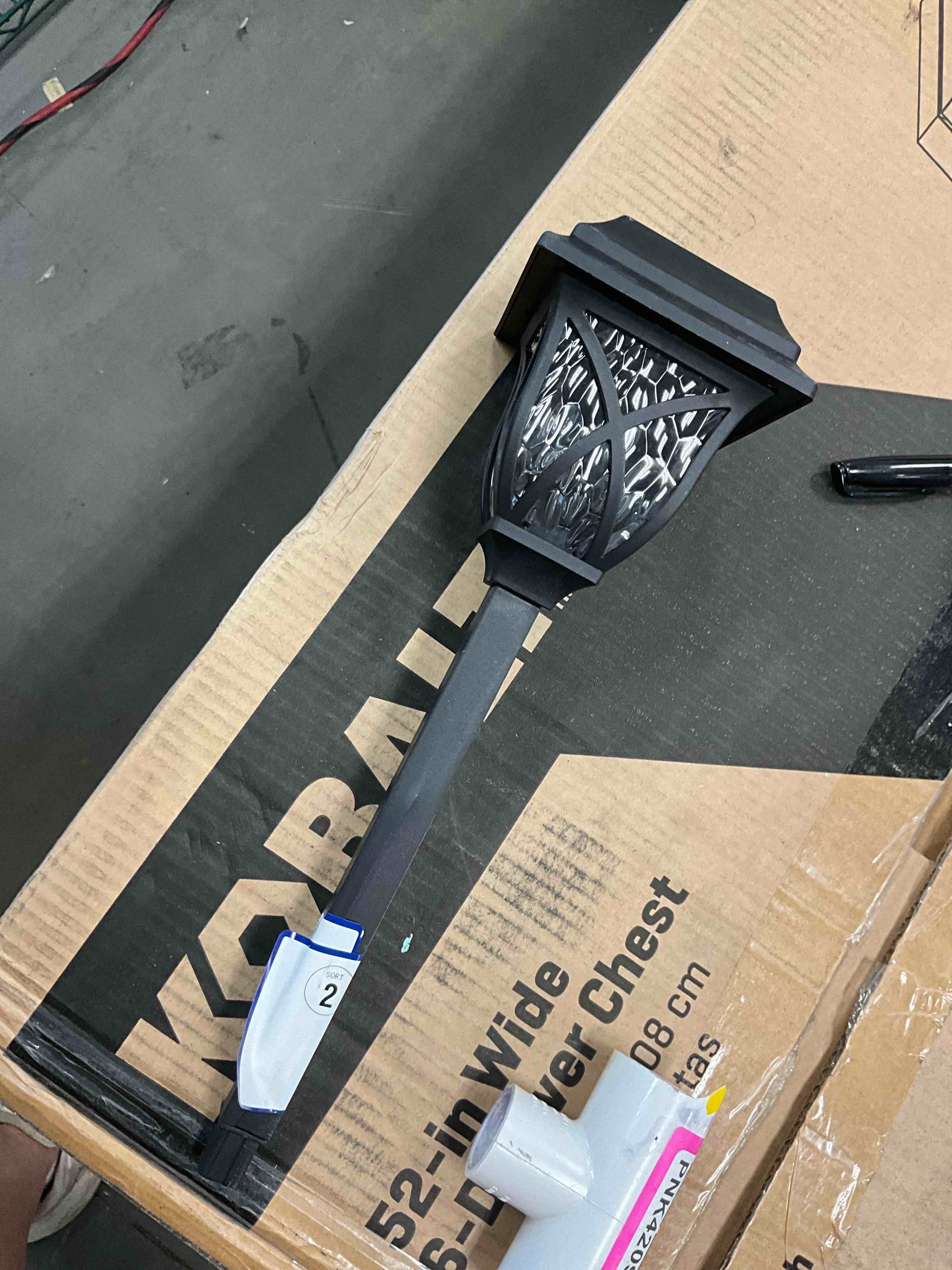Condition photo showing Good Condition for harbor breeze solar path light