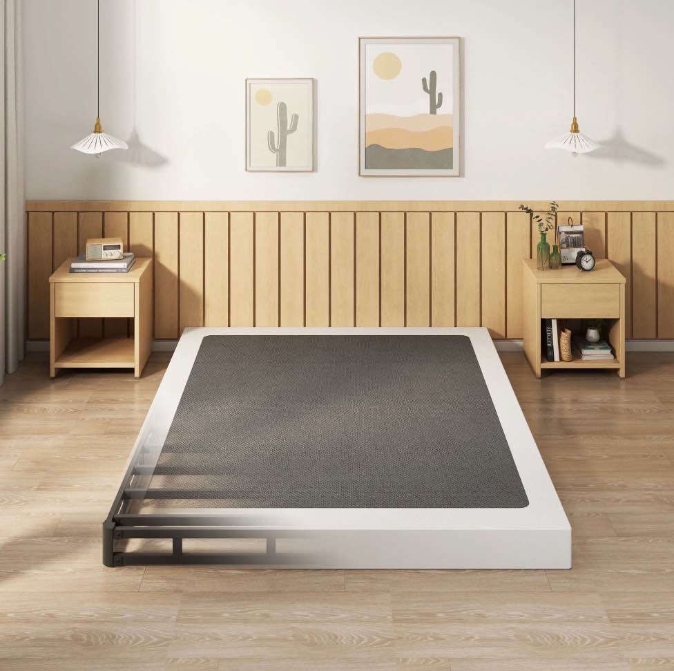 Maenizi Cal King Box Spring 4 Inch Low Profile, Heavy Duty Metal Box Spring Bed Base with Fabric Cover, Mattress Foundation, Easy Assembly, Noise Free, Black