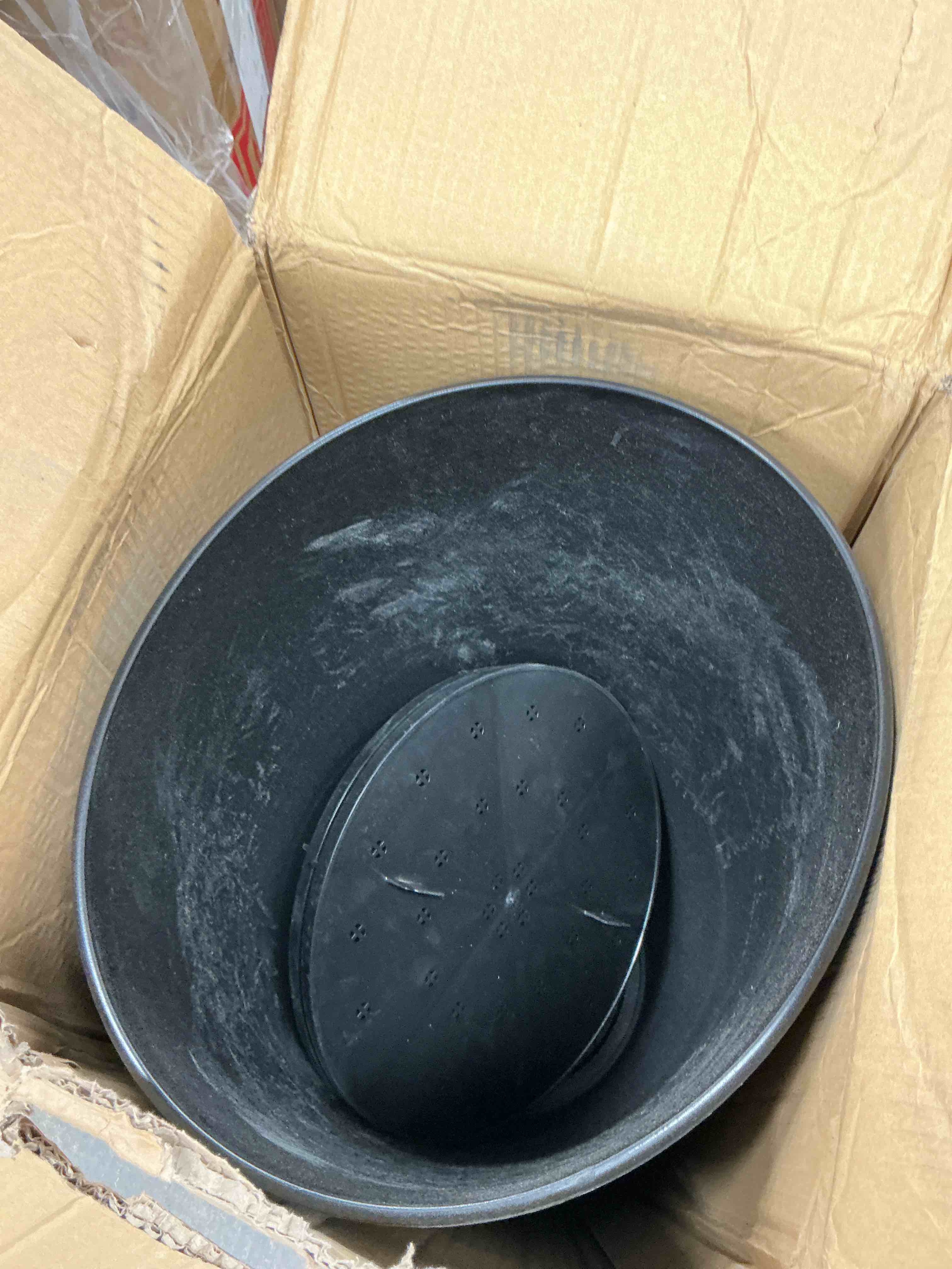 https://s3.amazonaws.com/lotting-images-prod/EmanualPiazza/PNK4209713_1783451298996.jpeg