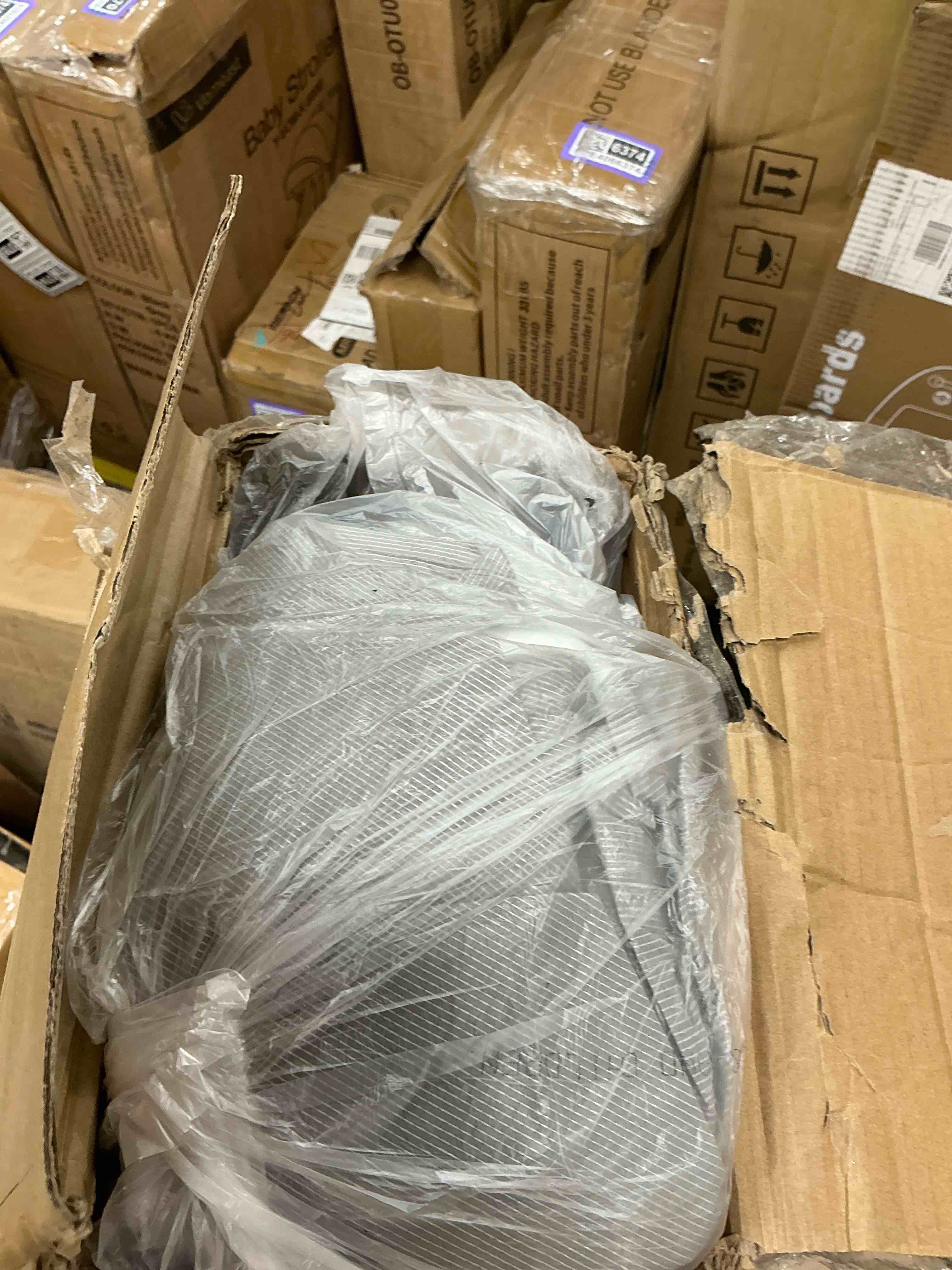 https://s3.amazonaws.com/lotting-images-prod/EmanualPiazza/PNK4209715_1783451112552.jpeg