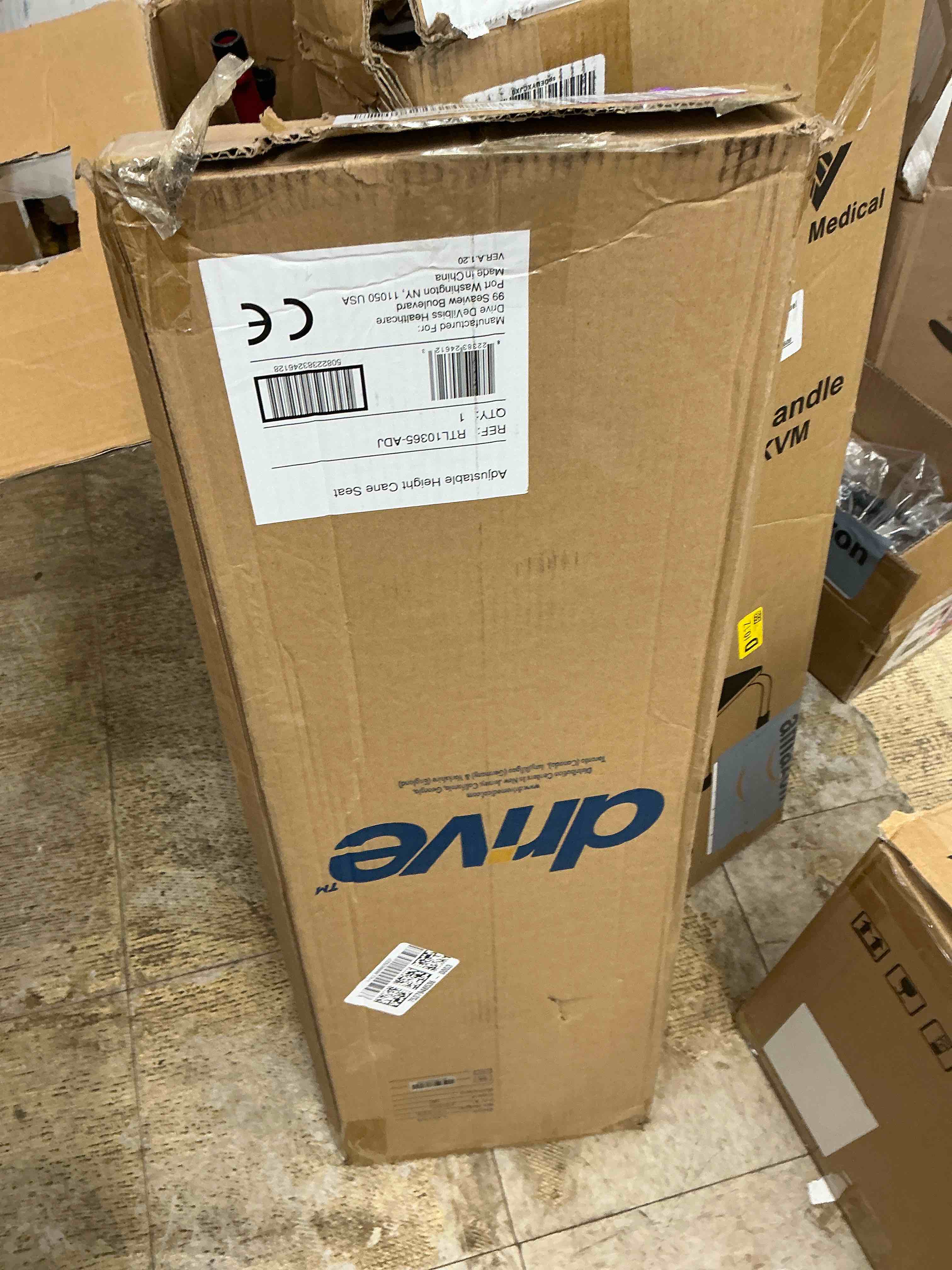 Condition photo showing New/Like New for drive medical rtl10365-adj adjustable lightweight folding cane with seat, black new model