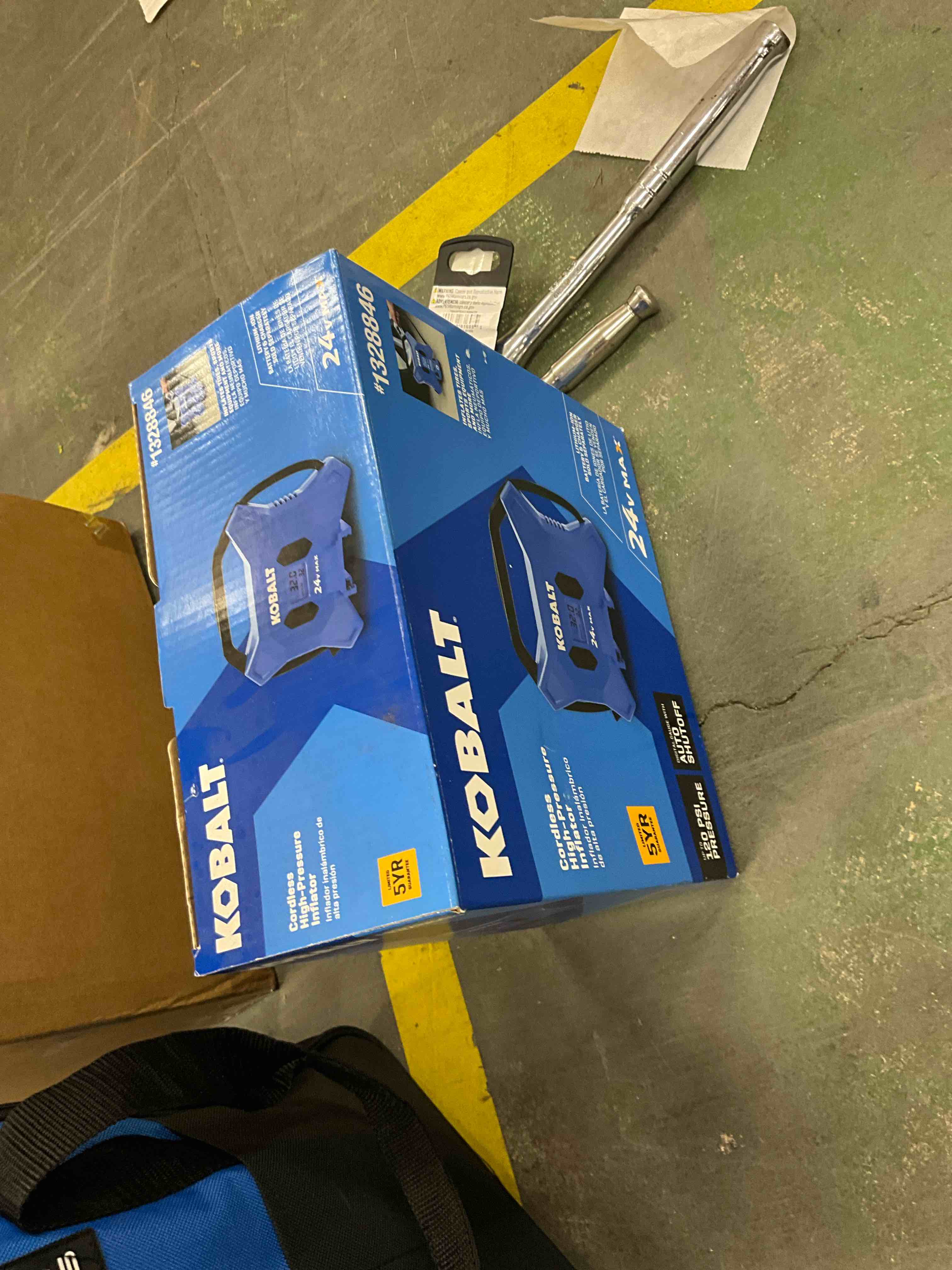 Condition photo showing Good Condition for kobalt cordless high pressure 24-volt li-ion air inflator (power source: battery ) tool only