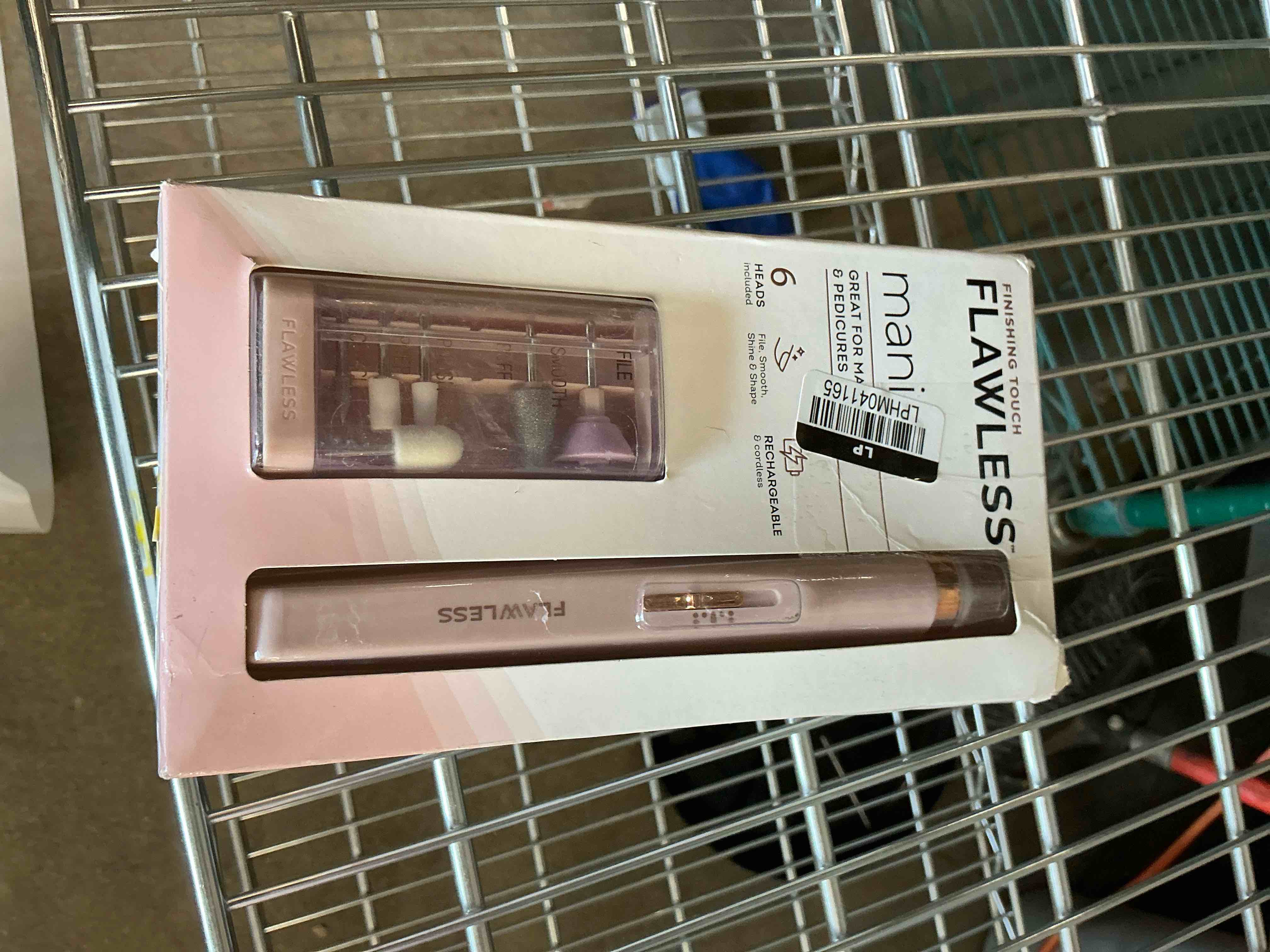 Condition photo showing Good Condition for finishing touch flawless salon nails