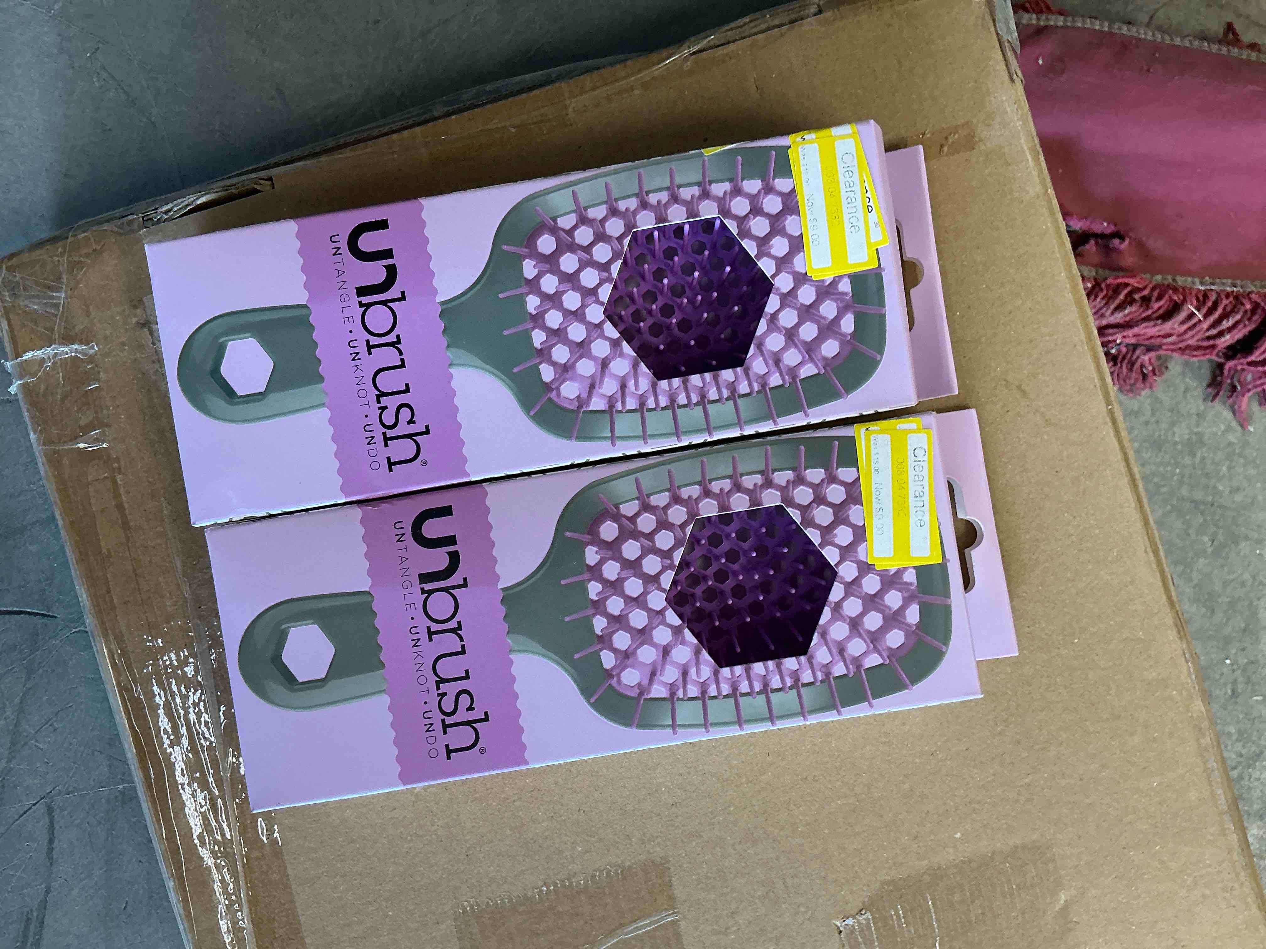Condition photo showing New/Like New for fhi heat unbrush detangling brush for pain-free brushing on all wet or dry hair types — durable duoflex anti-static bristles, lightweight handle, vented hair brush orchid lavender 1 count (pack of 1)