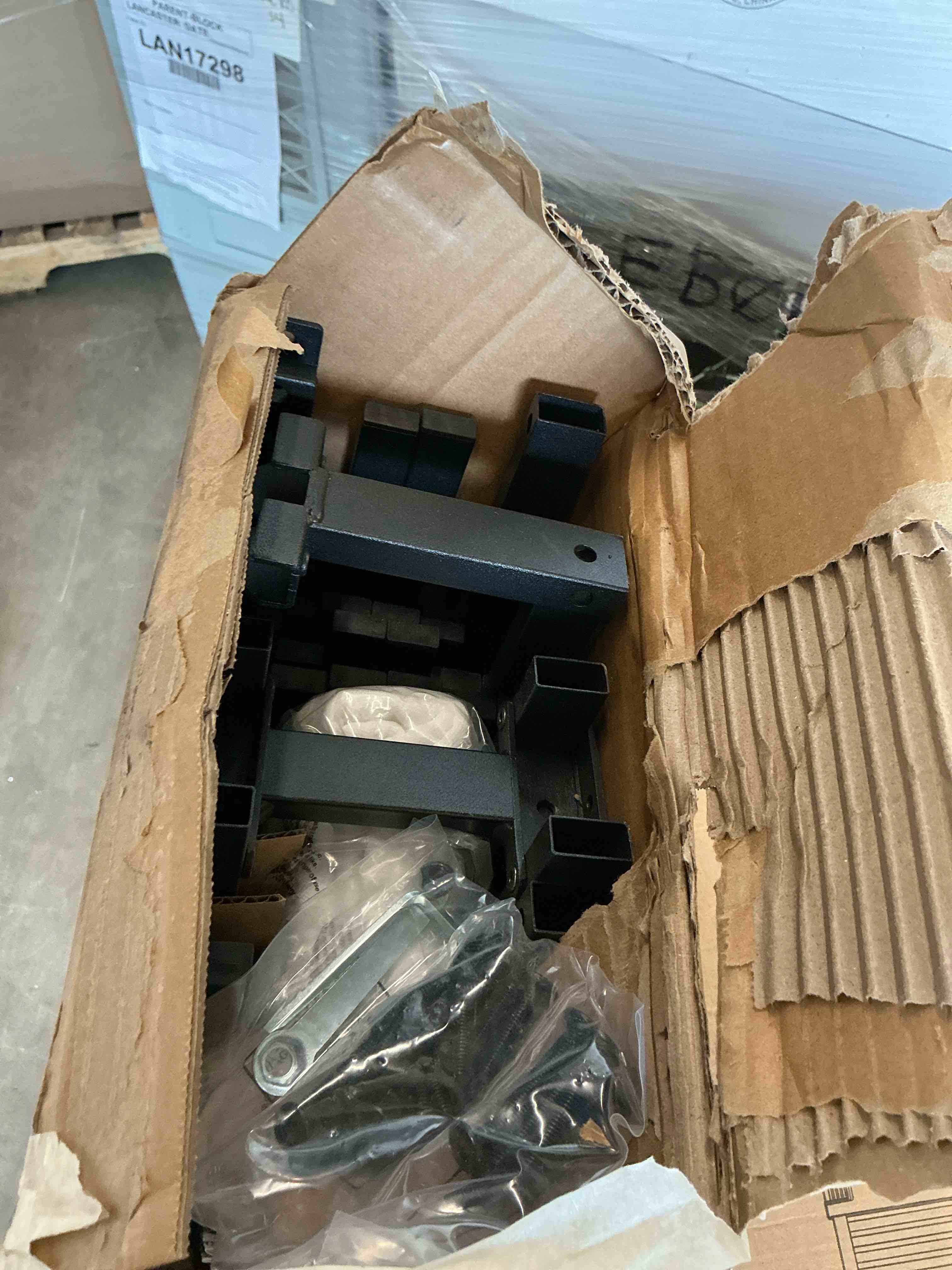 Condition photo showing Good Condition for qftime 5" metal queen box spring, mattress foundation, heavy-duty, easy assembly