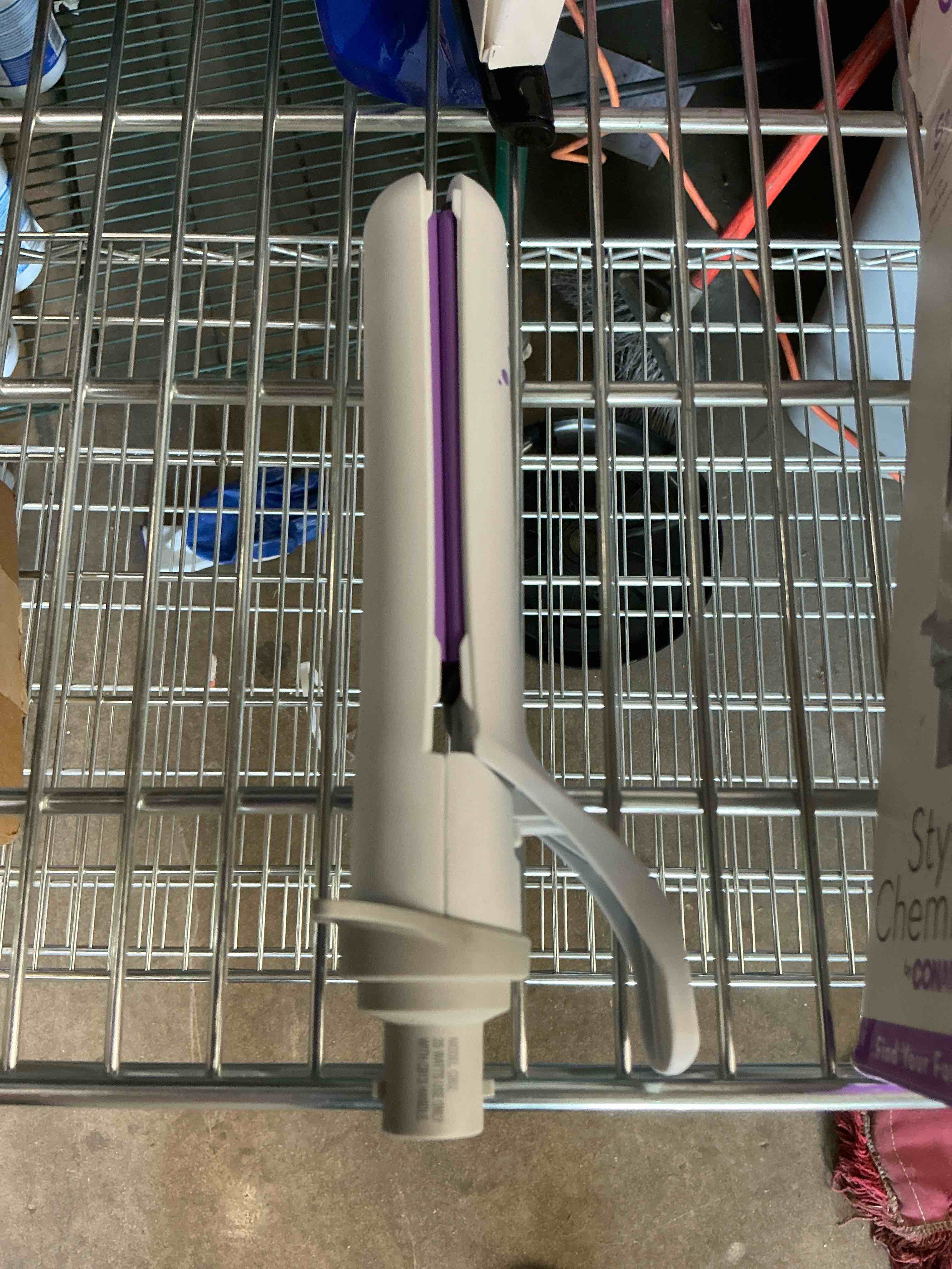 Condition photo showing Good Condition for conair style chemistry flat iron attachment for use with style chemistry starter kit power handle - 1