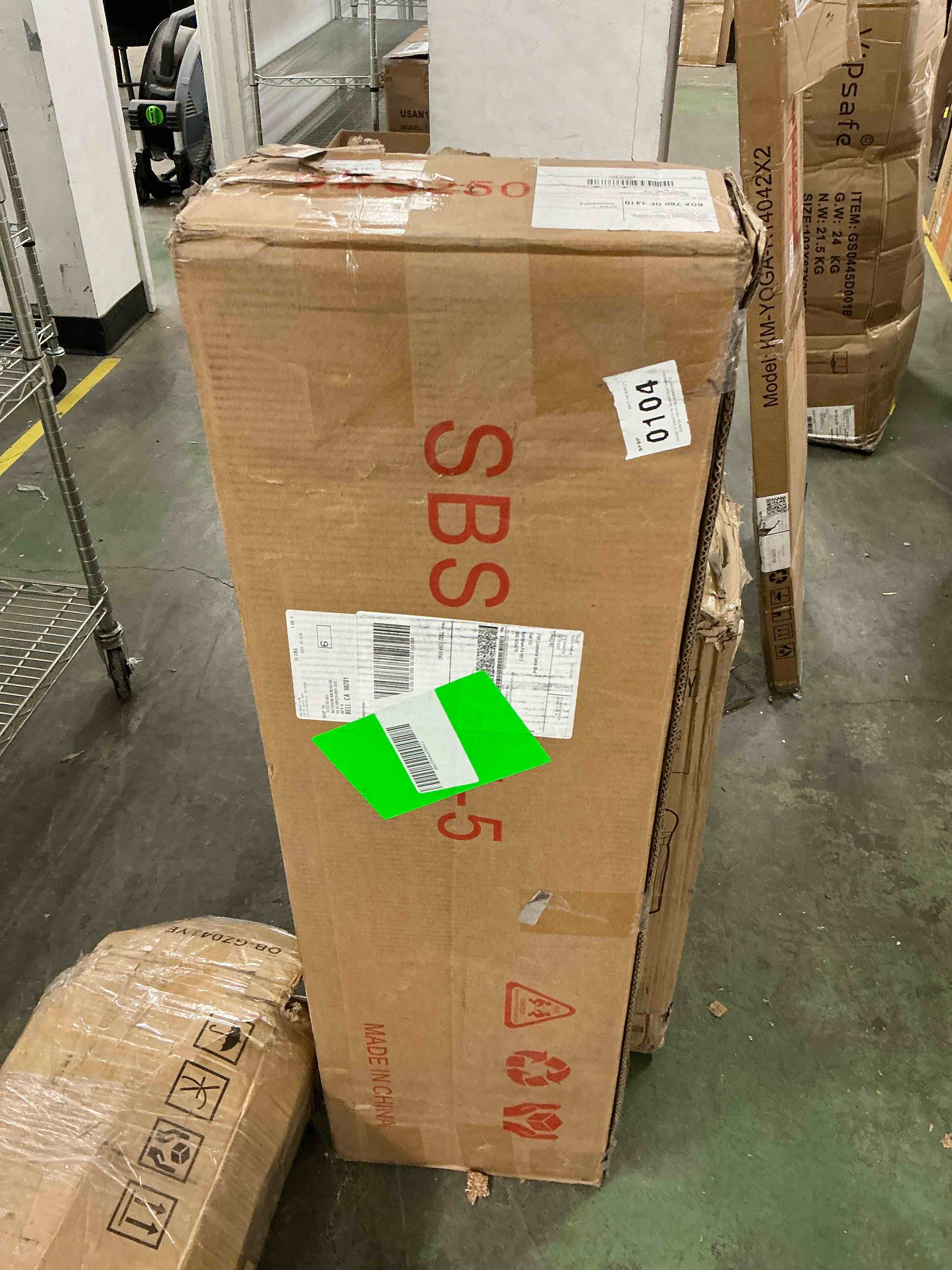 Condition photo showing New/Like New for qftime 5" metal king box spring, mattress foundation, heavy-duty, easy assembly