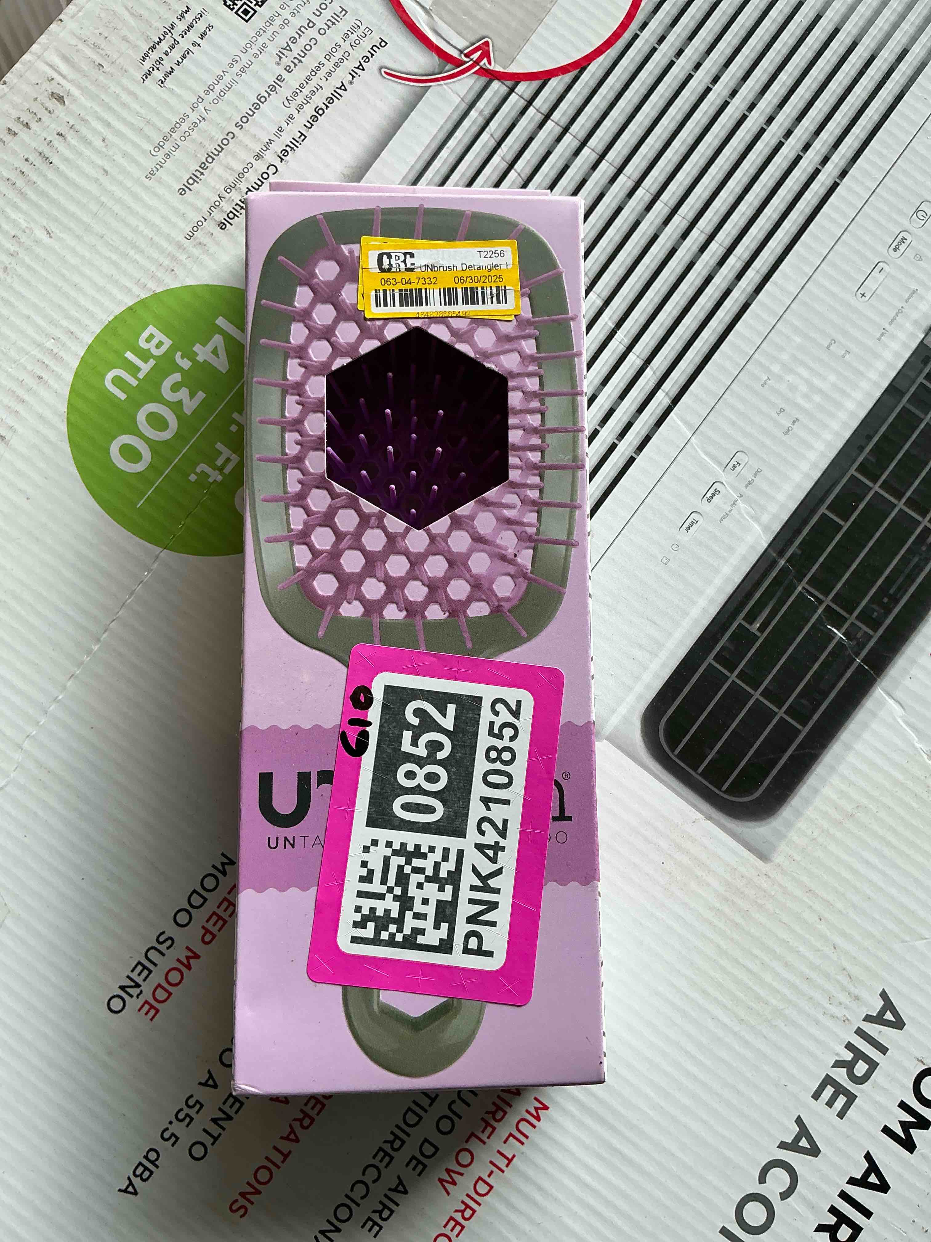 Condition photo showing New/Like New for fhi heat unbrush detangling brush for pain-free brushing on all wet or dry hair types — durable duoflex anti-static bristles, lightweight handle, vented hair brush orchid lavender 1 count (pack of 1)
