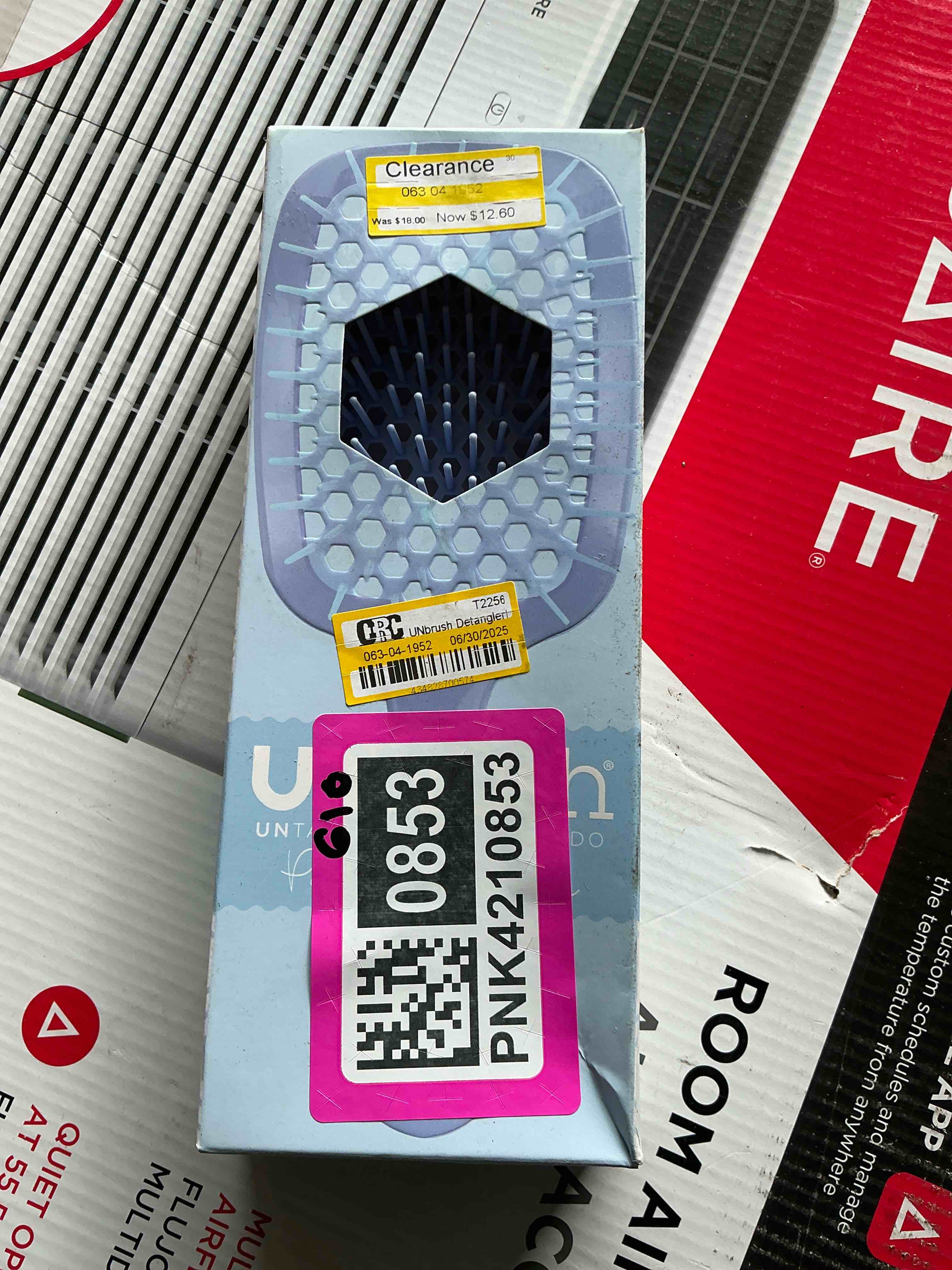 Condition photo showing New/Like New for fhi heat unbrush detangling brush for pain-free brushing on all wet or dry hair types — durable duoflex anti-static bristles, lightweight handle, vented hair brush iris dark blue