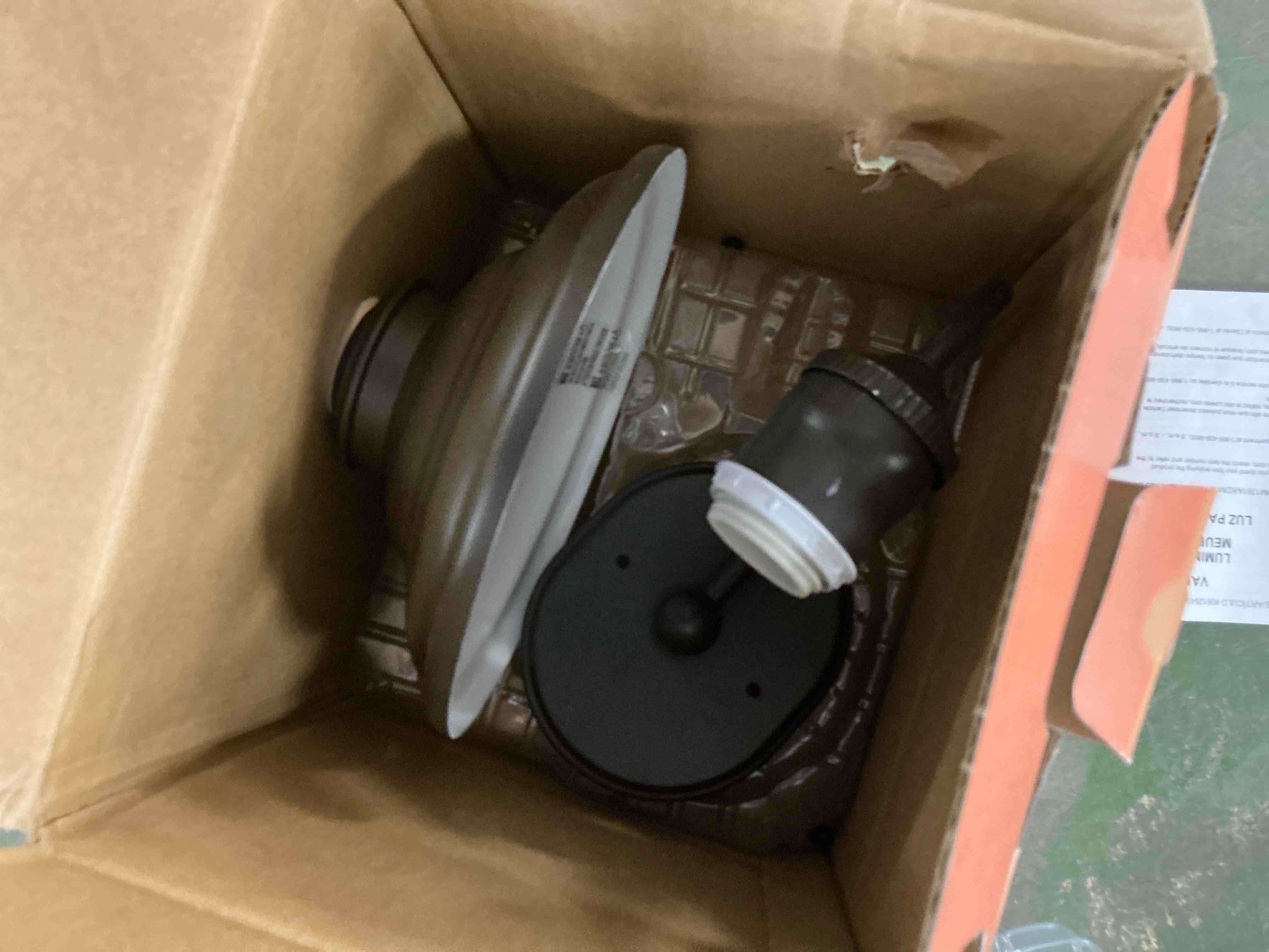 https://s3.amazonaws.com/lotting-images-prod/EmanualPiazza/PNK4210874_1777999014431.jpeg