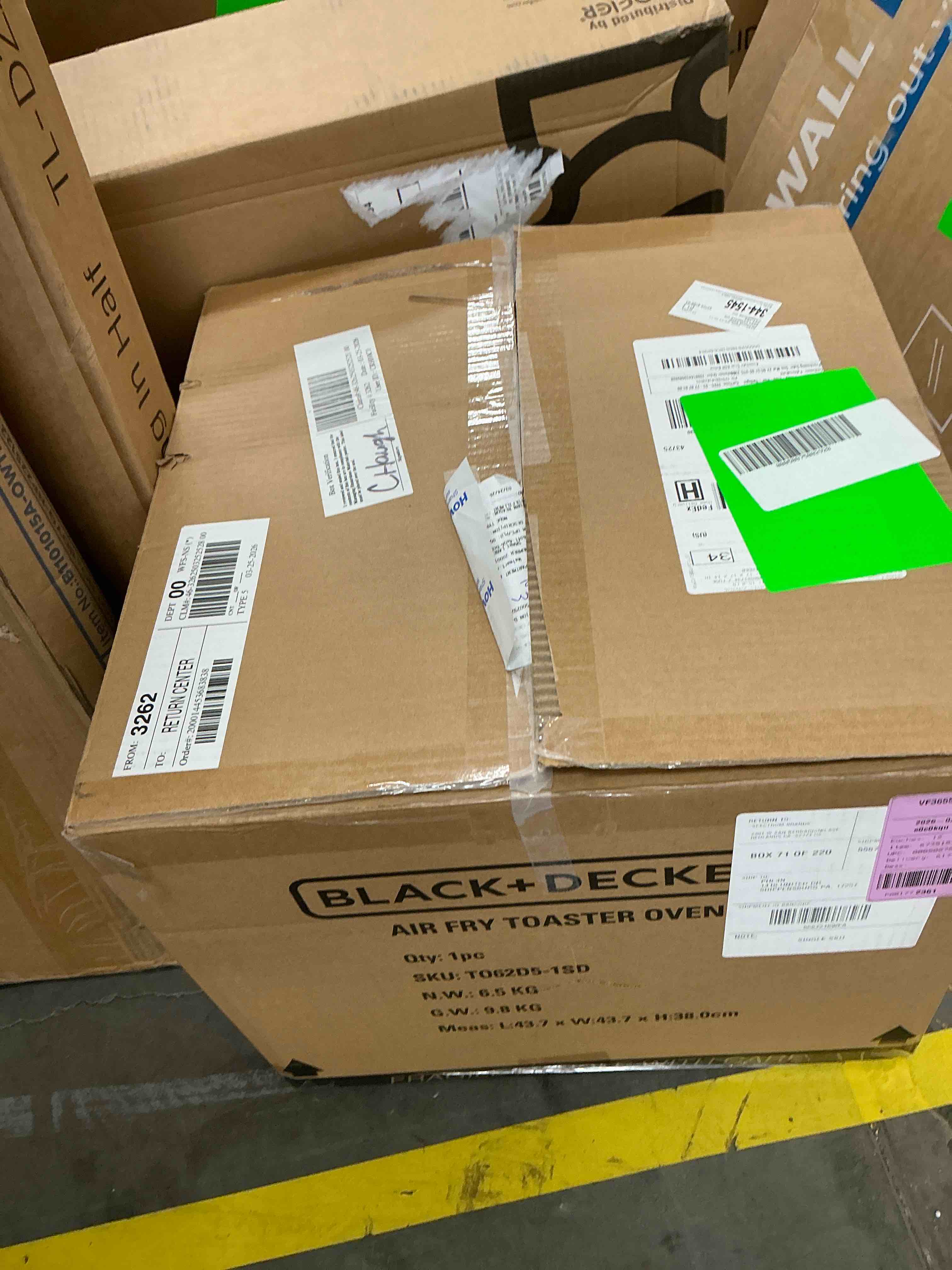 https://s3.amazonaws.com/lotting-images-prod/EmanualPiazza/PNK4211161_1778256051517.jpeg