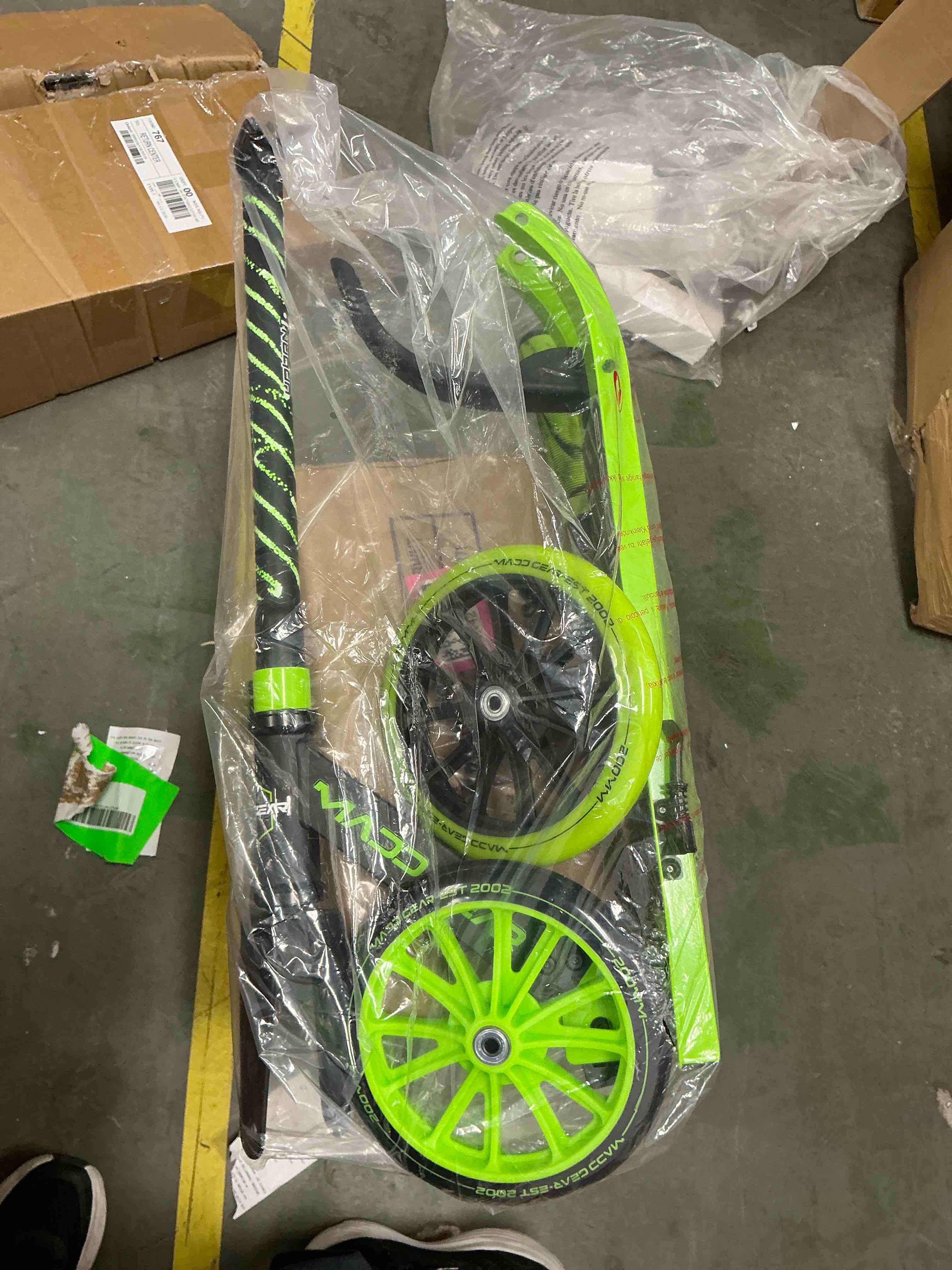Condition photo showing New/Like New for madd gear eclipse commuter 200mm wheels scooter - great for kids and adults, green