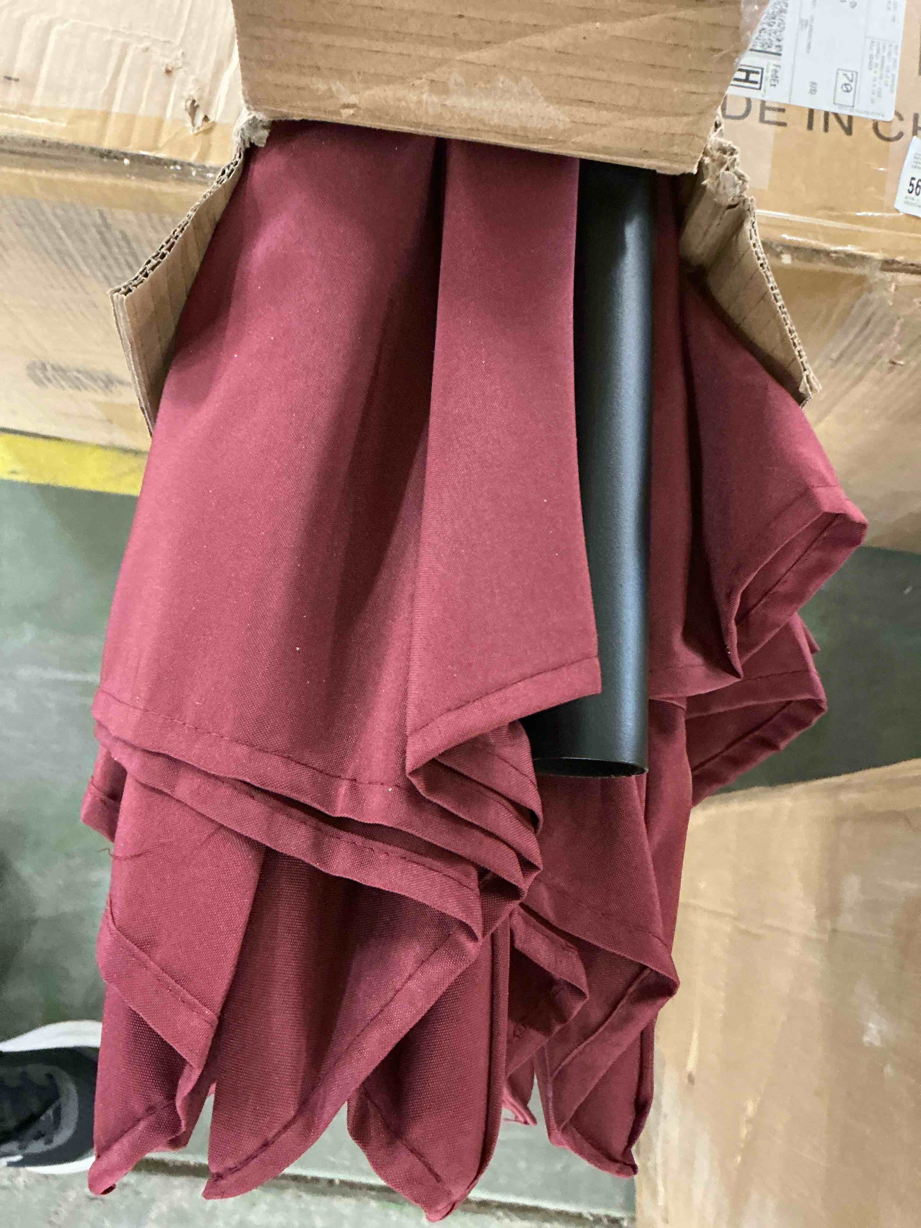 Condition photo showing Good Condition for havenside home sun-ray 9  round 8rib aluminum market umbrella  base not included red