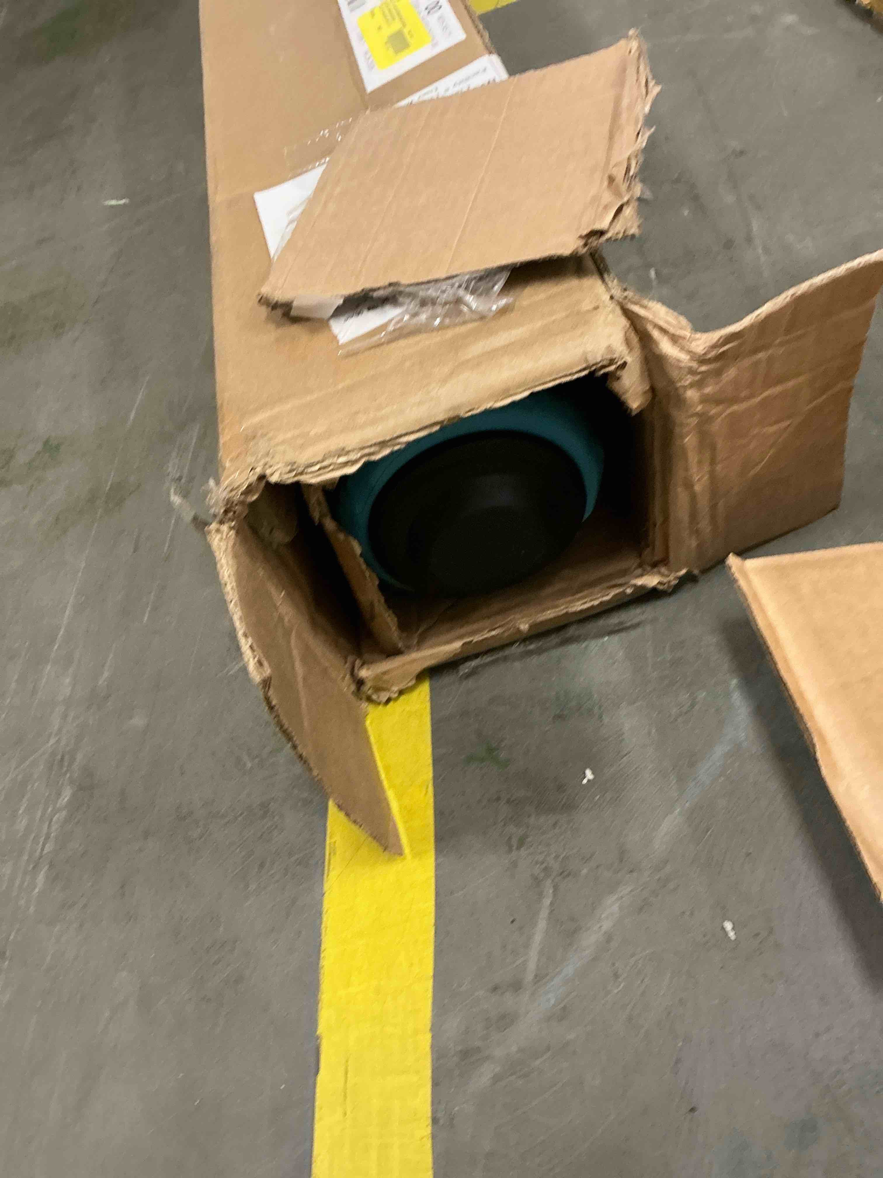 https://s3.amazonaws.com/lotting-images-prod/EmanualPiazza/PNK4211245_1778342482688.jpeg