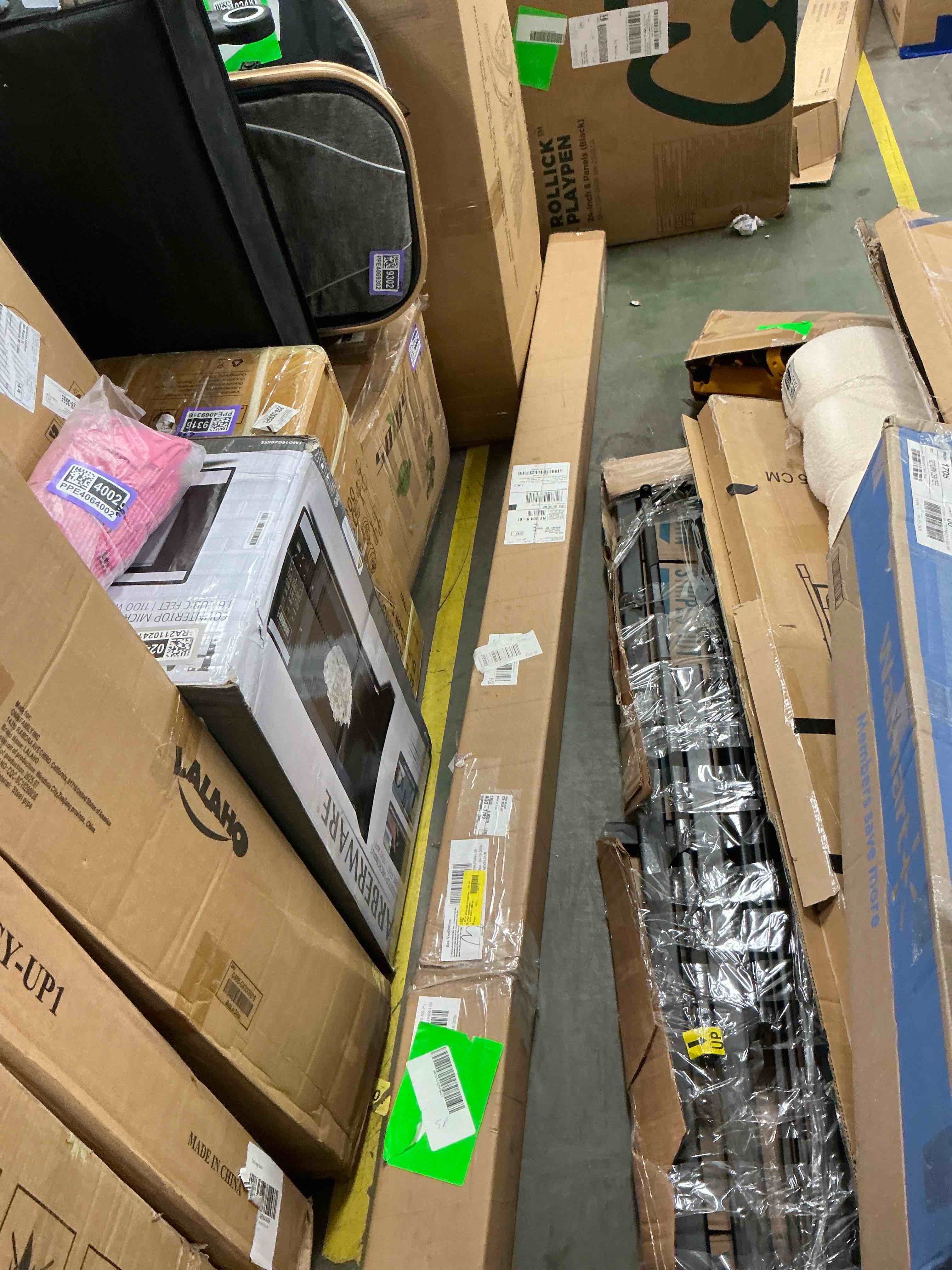 https://s3.amazonaws.com/lotting-images-prod/EmanualPiazza/PNK4211264_1778345856009.jpeg