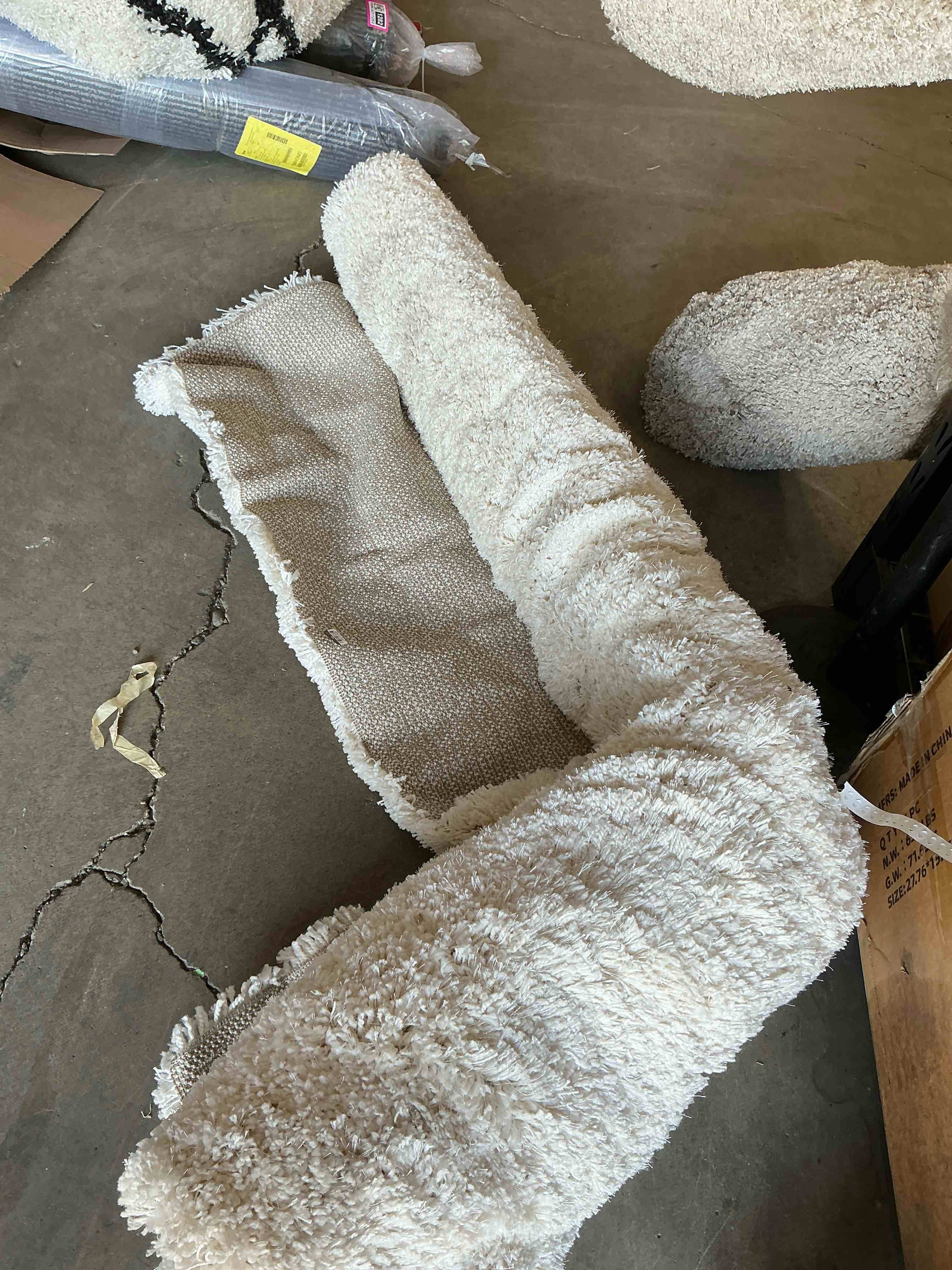 https://s3.amazonaws.com/lotting-images-prod/EmanualPiazza/PNK4211285_1778532771151.jpeg