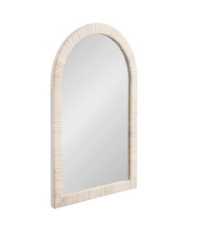 https://s3.amazonaws.com/lotting-images-prod/EmanualPiazza/PNK4211315_1778594130353.jpeg