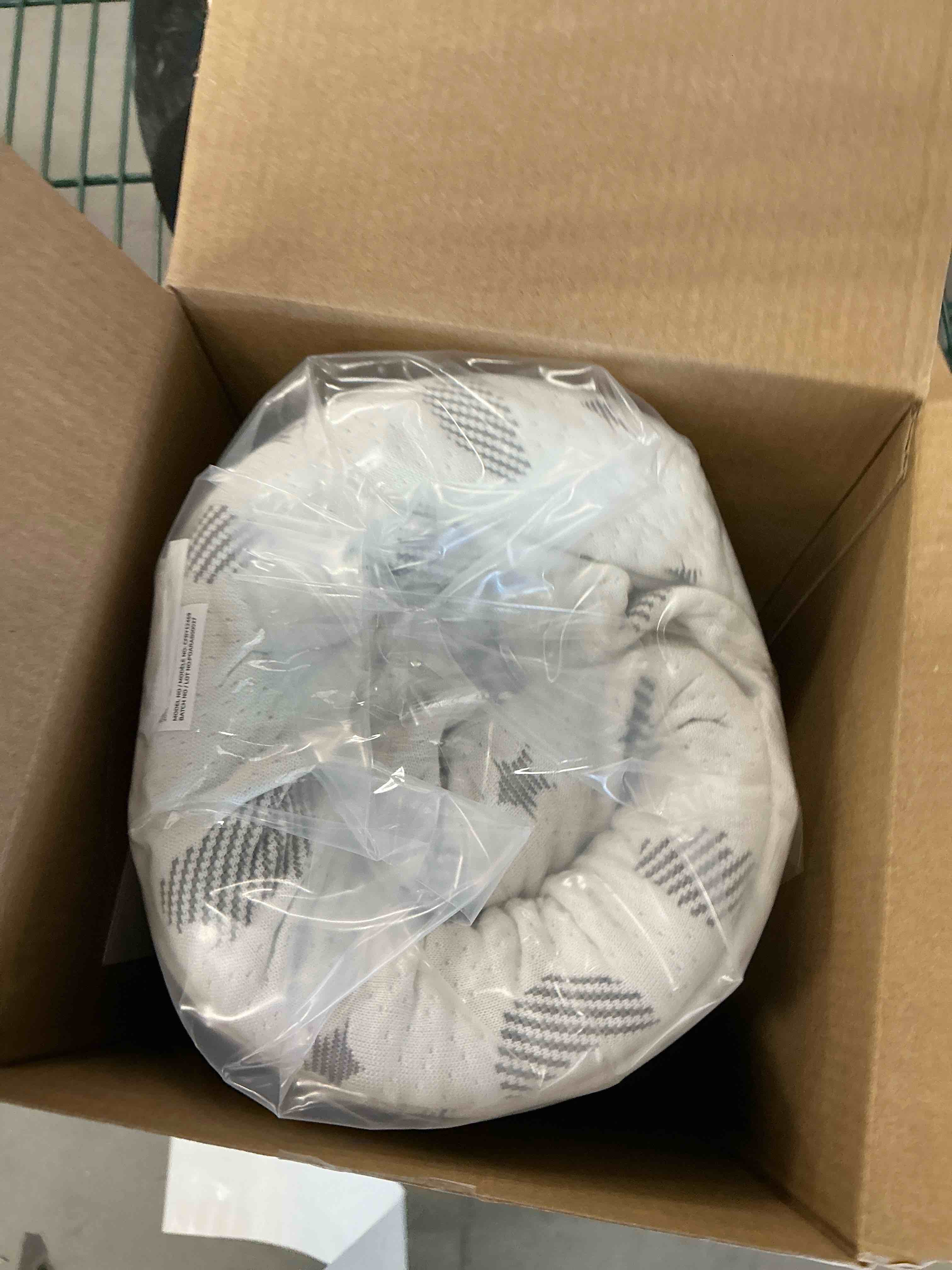 https://s3.amazonaws.com/lotting-images-prod/EmanualPiazza/PNK4211392_1778613856479.jpeg