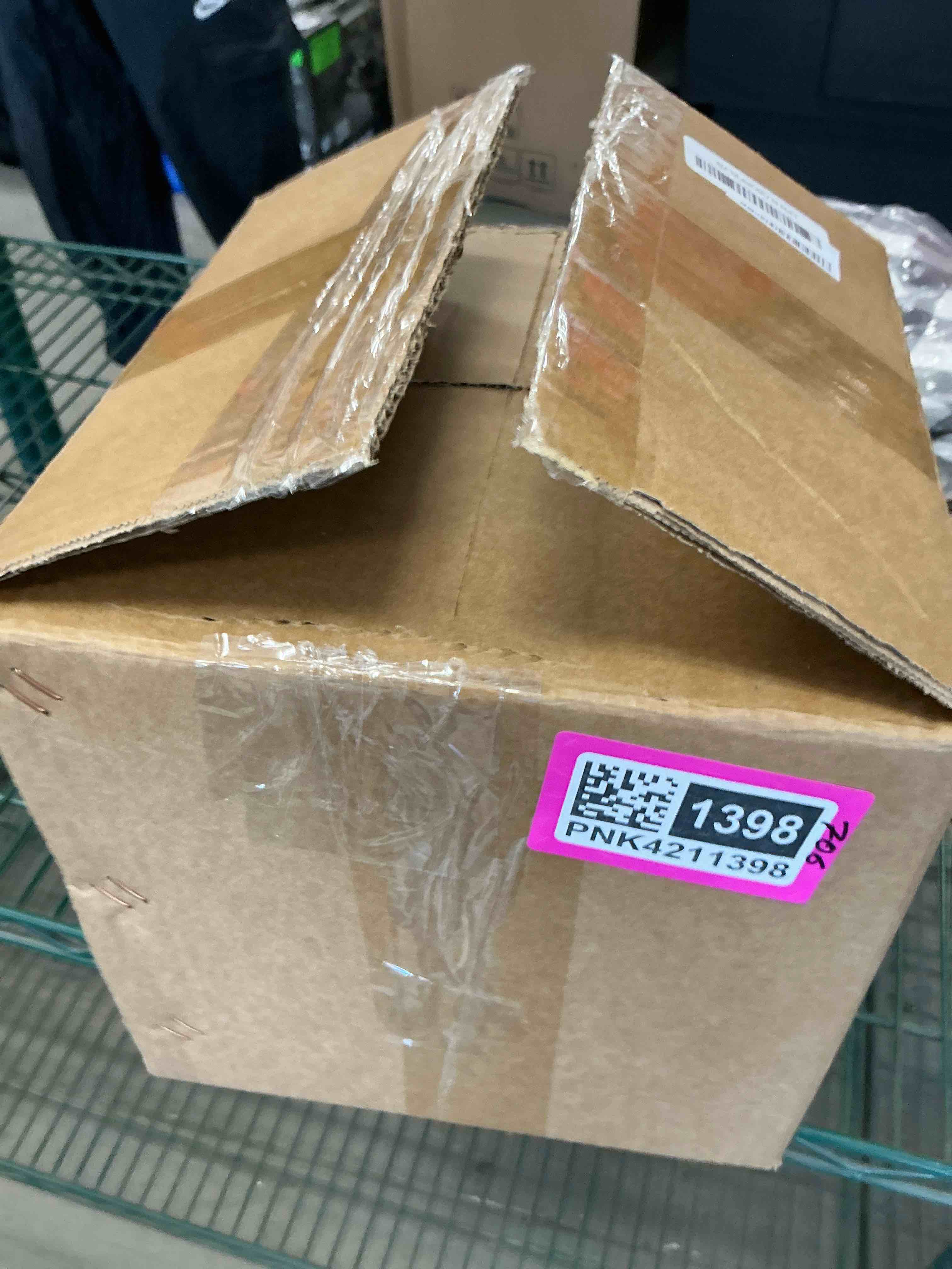 https://s3.amazonaws.com/lotting-images-prod/EmanualPiazza/PNK4211398_1778613031065.jpeg