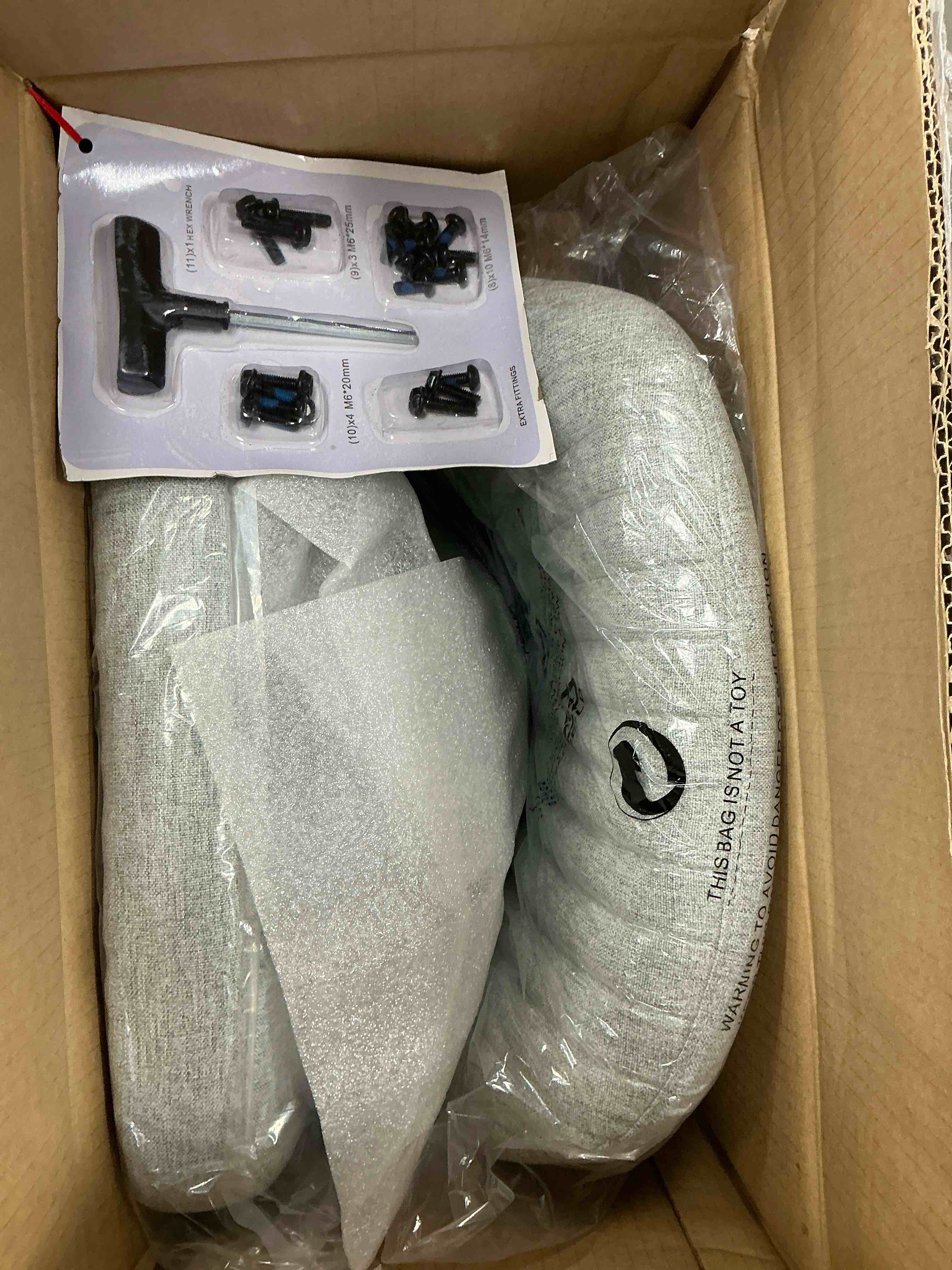 https://s3.amazonaws.com/lotting-images-prod/EmanualPiazza/PNK4211528_1778784776713.jpeg