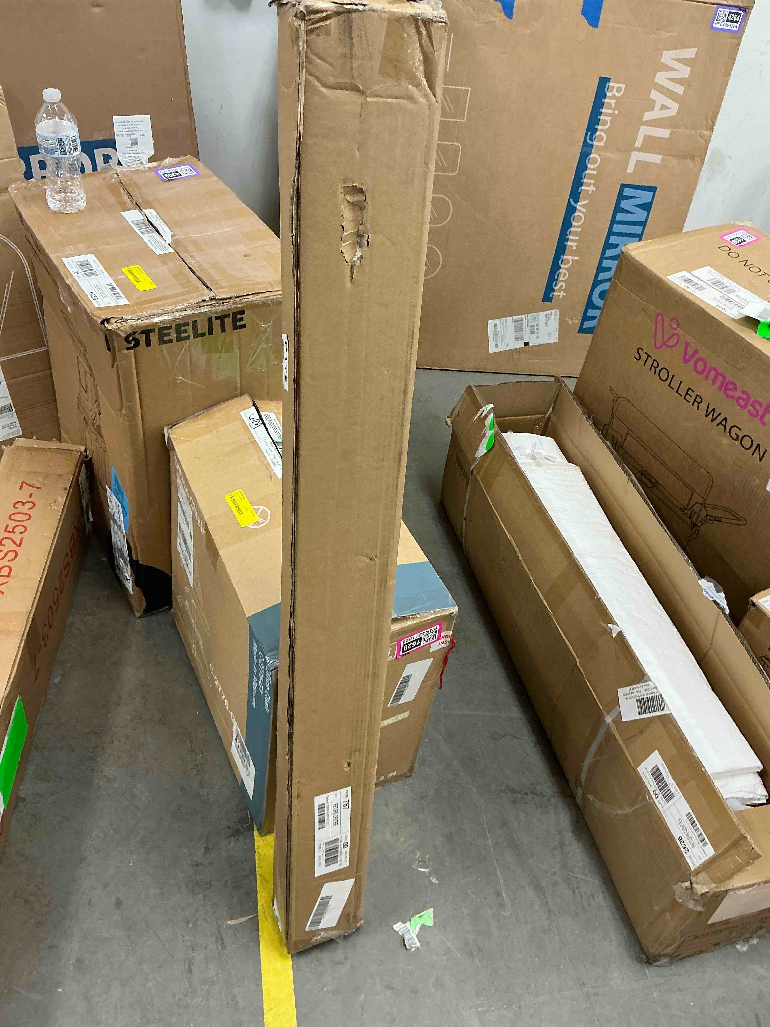 https://s3.amazonaws.com/lotting-images-prod/EmanualPiazza/PNK4211531_1778785076193.jpeg