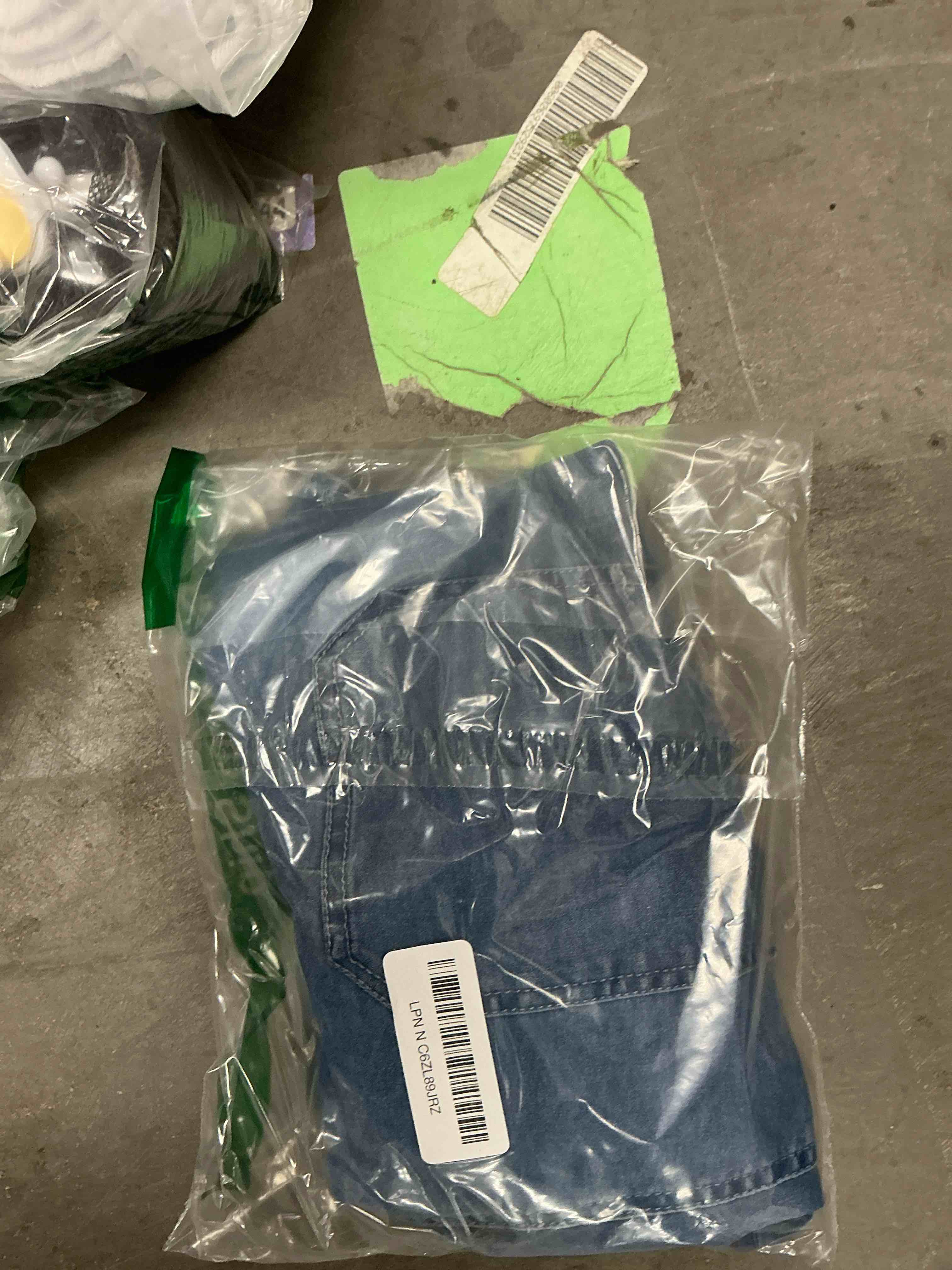Condition photo showing Good Condition for hvepuo womens jean shorts high waisted summer cotton stretchy casual pull on beach elastic waist denim shorts with pockets large dark blue