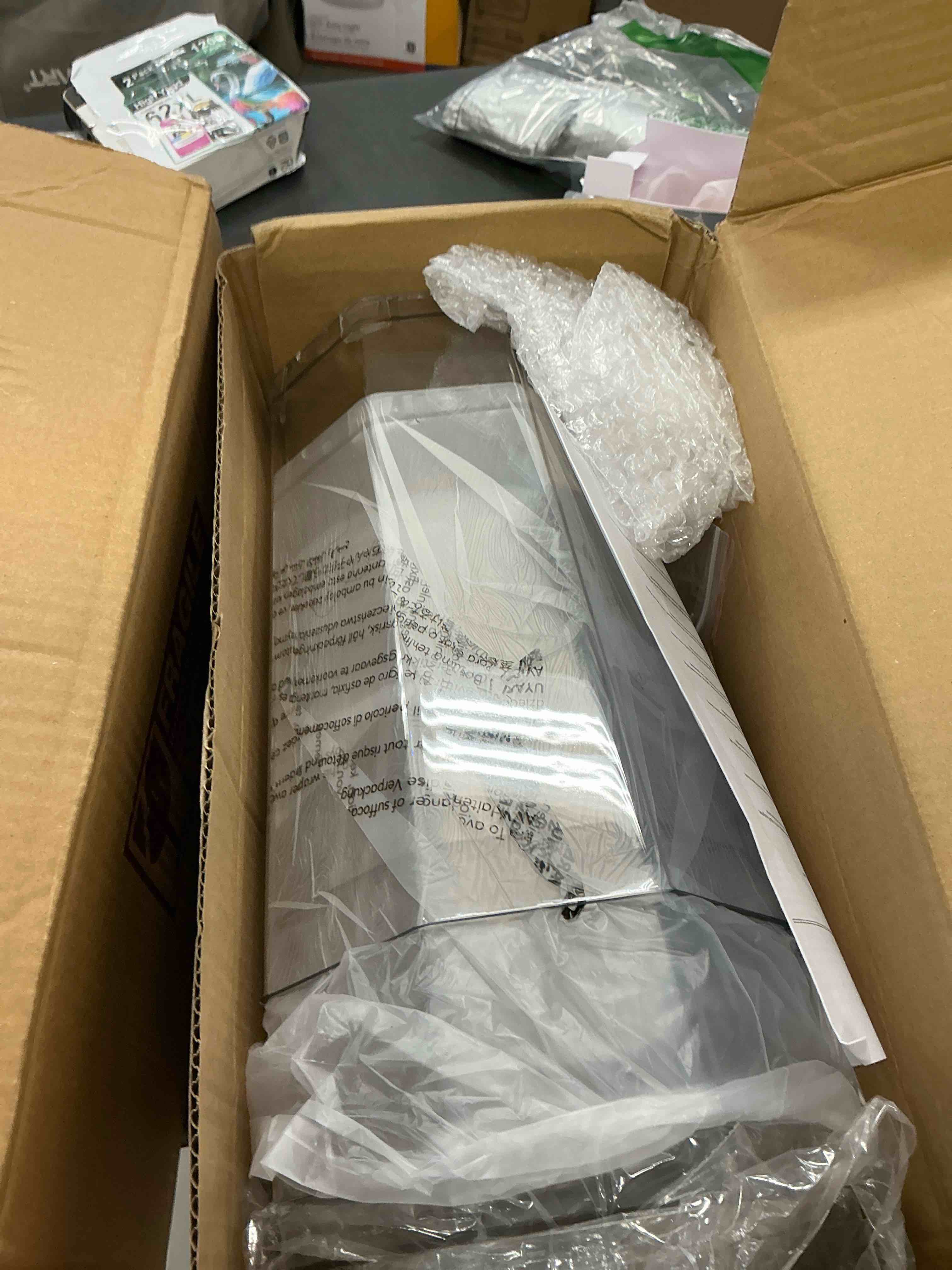 Condition photo showing Good Condition for lifewit 1 gallon drink dispenser for parties 2 pcs, 4l plastic beverage container with stand for juice/tea/soda & lemonade, clear water pitcher with spigot for mimosa bar hosting 39 x 16 cm/15x6" 2 small-1 gal